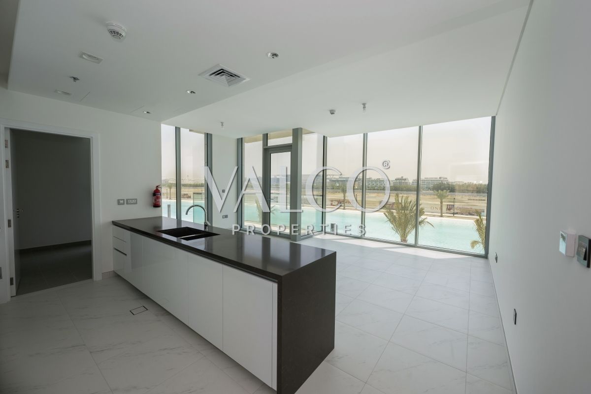 Exclusive | 2BR+Maid | Lagoon View