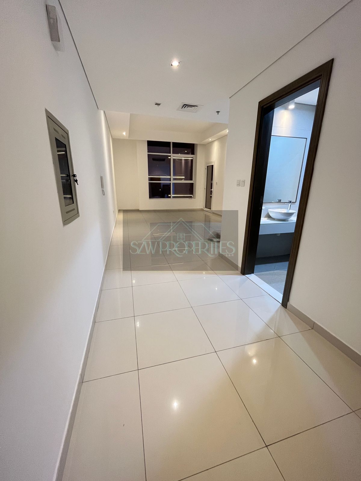 1BedRoom Apartment Ready to Move = Topaz Residence 3