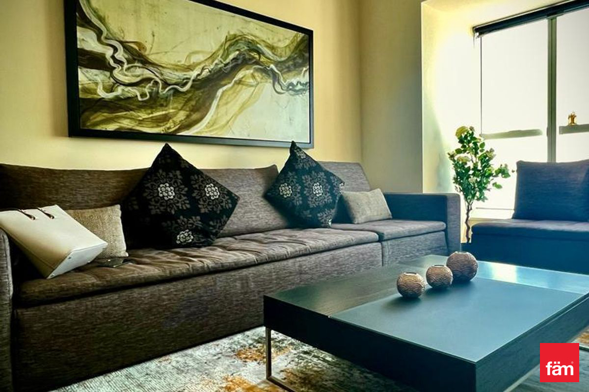 Sea Palm View Modern Large Layout High Floor