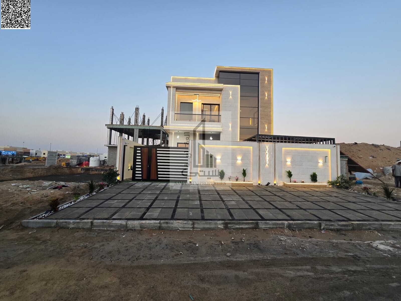 Villa for Sale in Al-Haliyo Area • 3 Master Bedrooms • Majlis with Bathroom • Living Room with Bathroom • Main Kitchen • Maid's Room • Large Set
