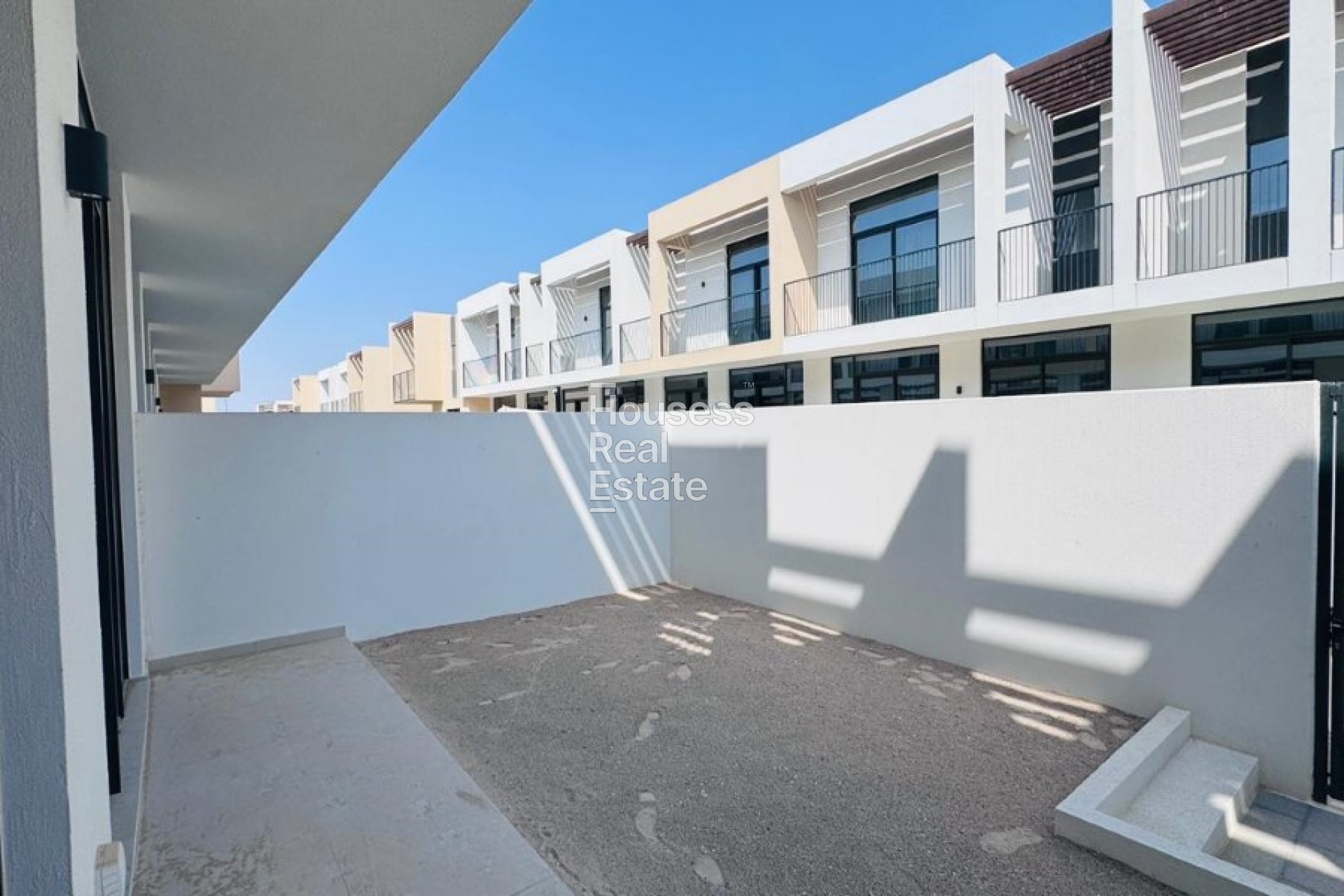 Unfurnished | Vacant | Huge Layout