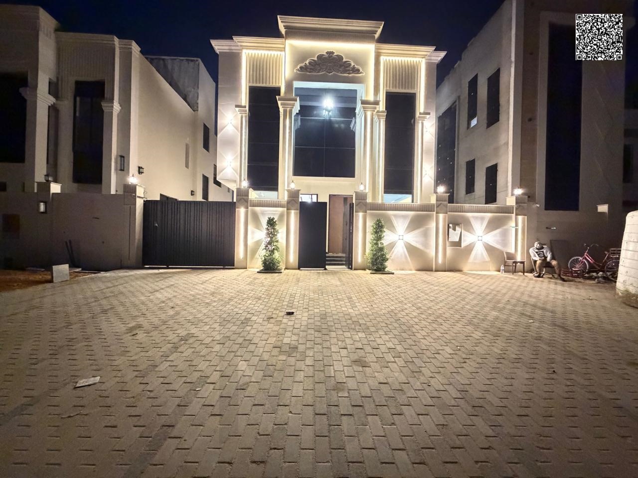 A luxurious classic villa in the Al Helio 2 area with a sophisticated design and distinctive finishes, a quiet location and spacious spaces for upscal