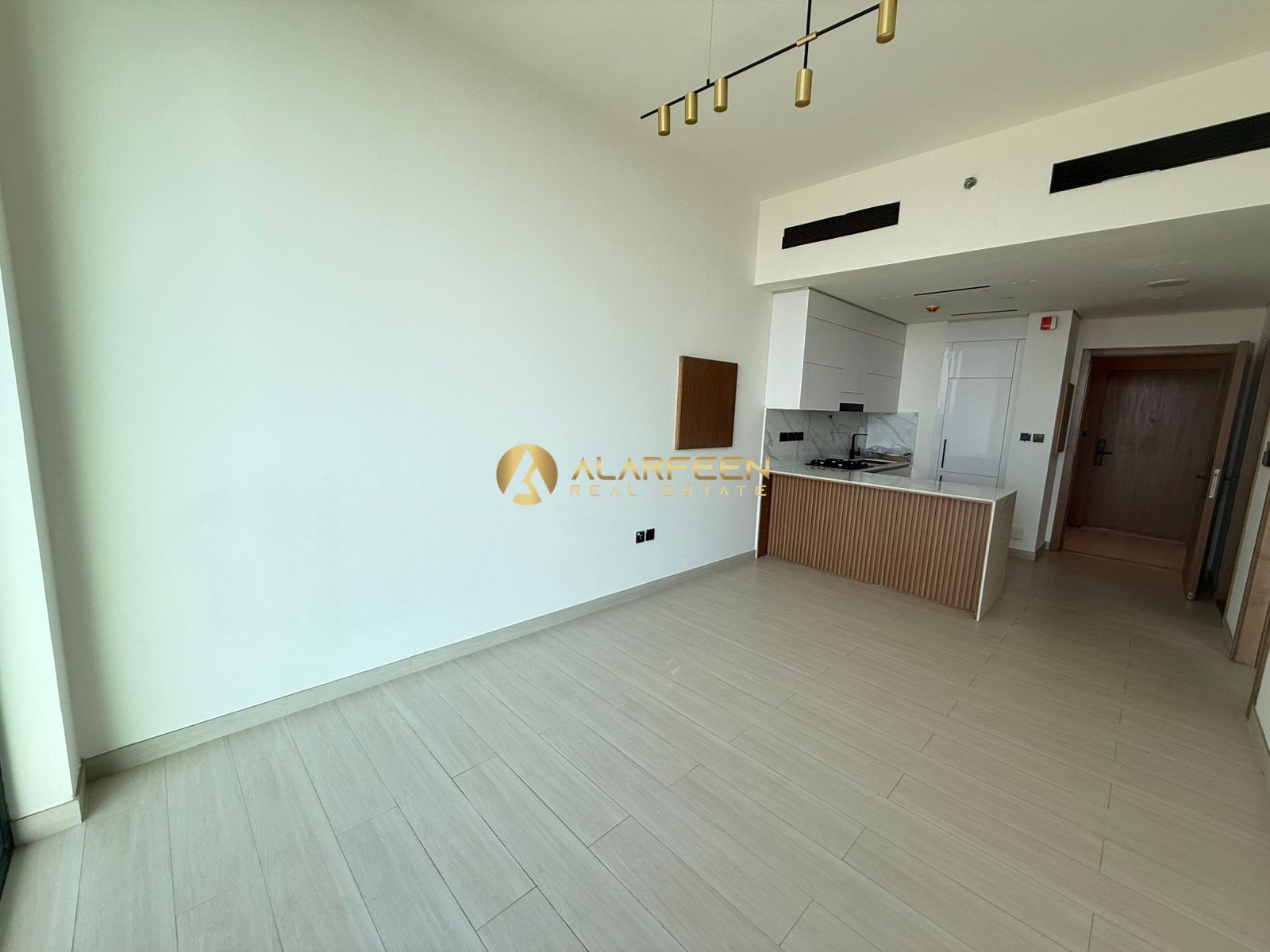 Close to Exit | Fitted Kitchen | Open Marina View