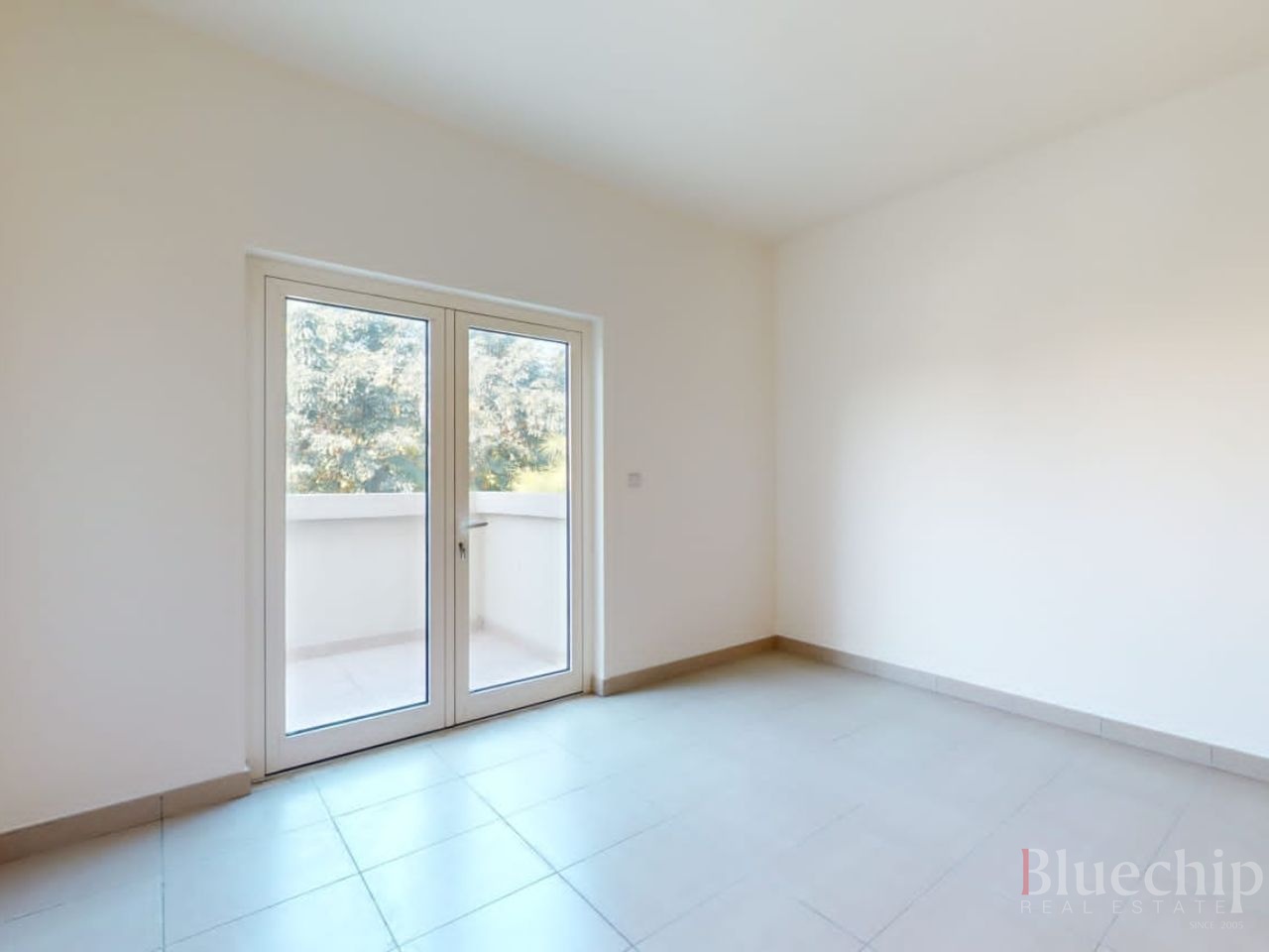 3 Plus Maid | Family Lounge | Walk to Pavilion