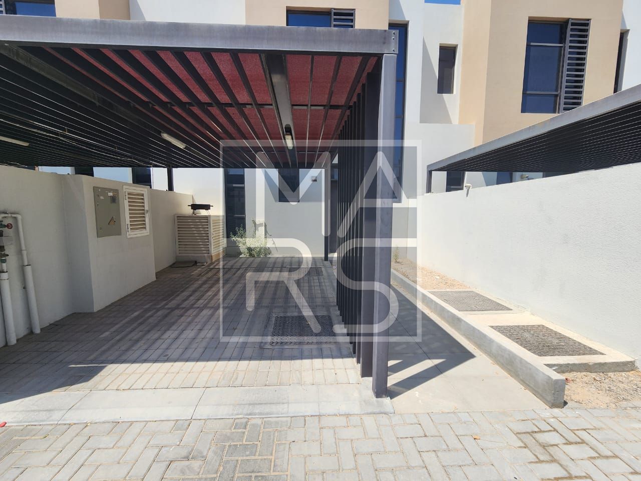 2 BR Middle Unit | Vacant | Ready to Move In