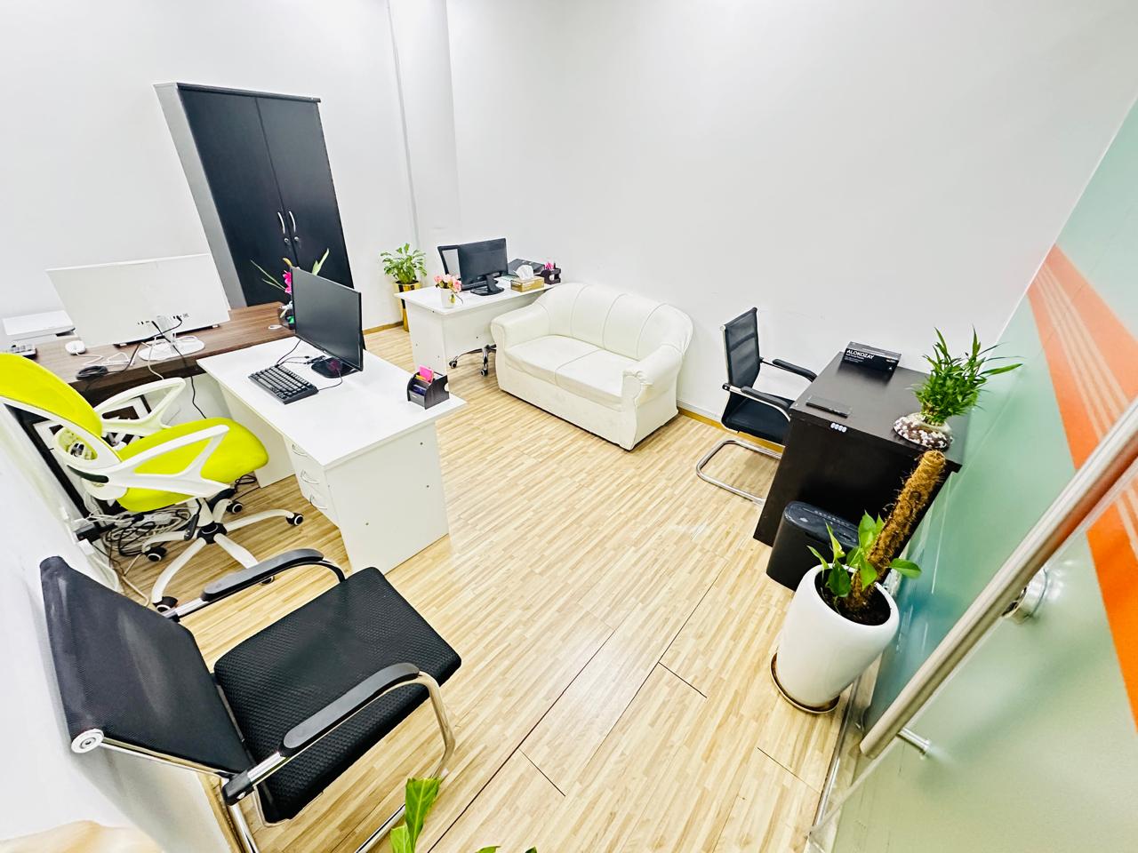 Ready To Move | Direct from Owner | Near to Metro