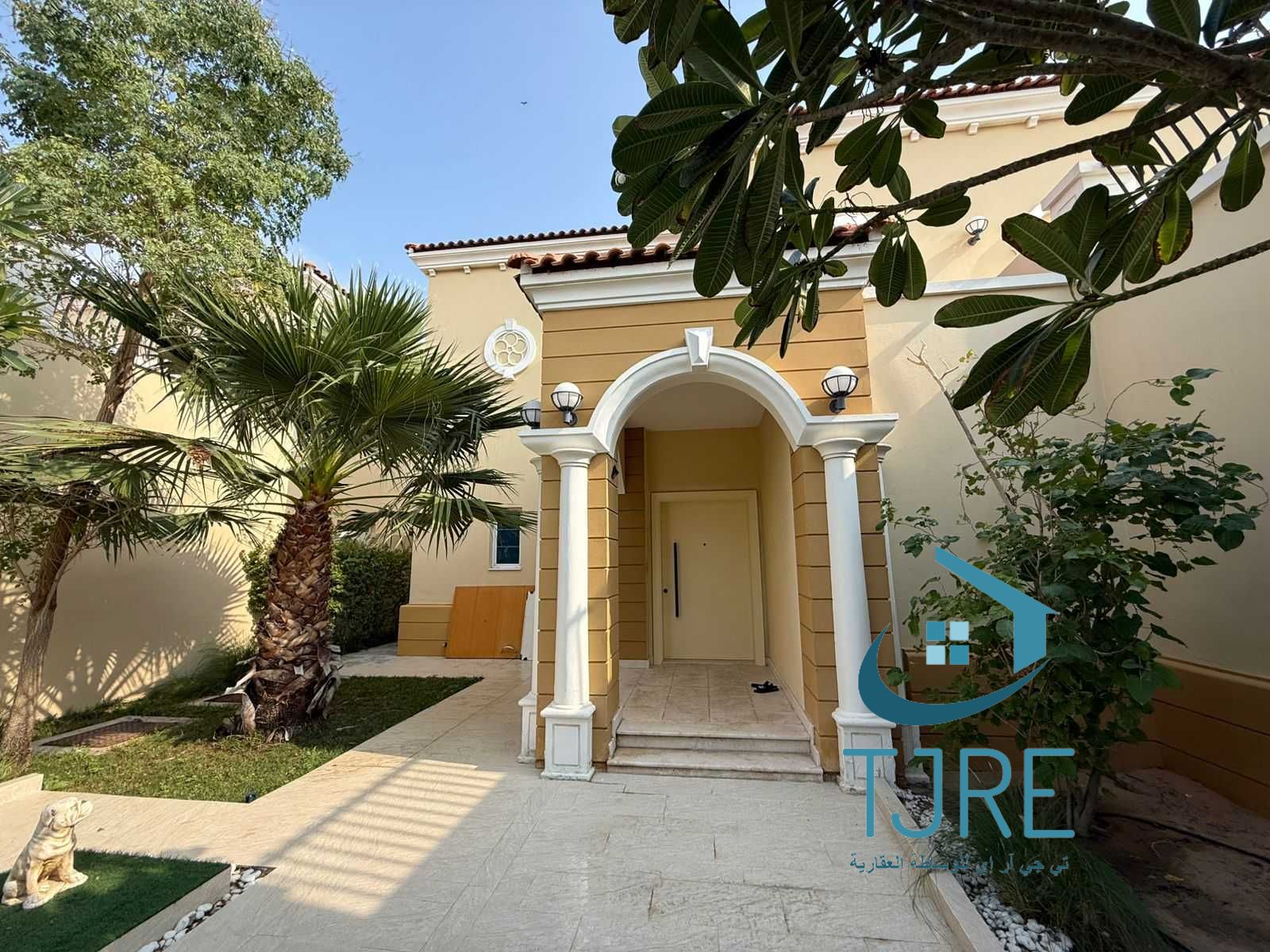 Luxury Family Home | Huge Plot | Furnished Villa