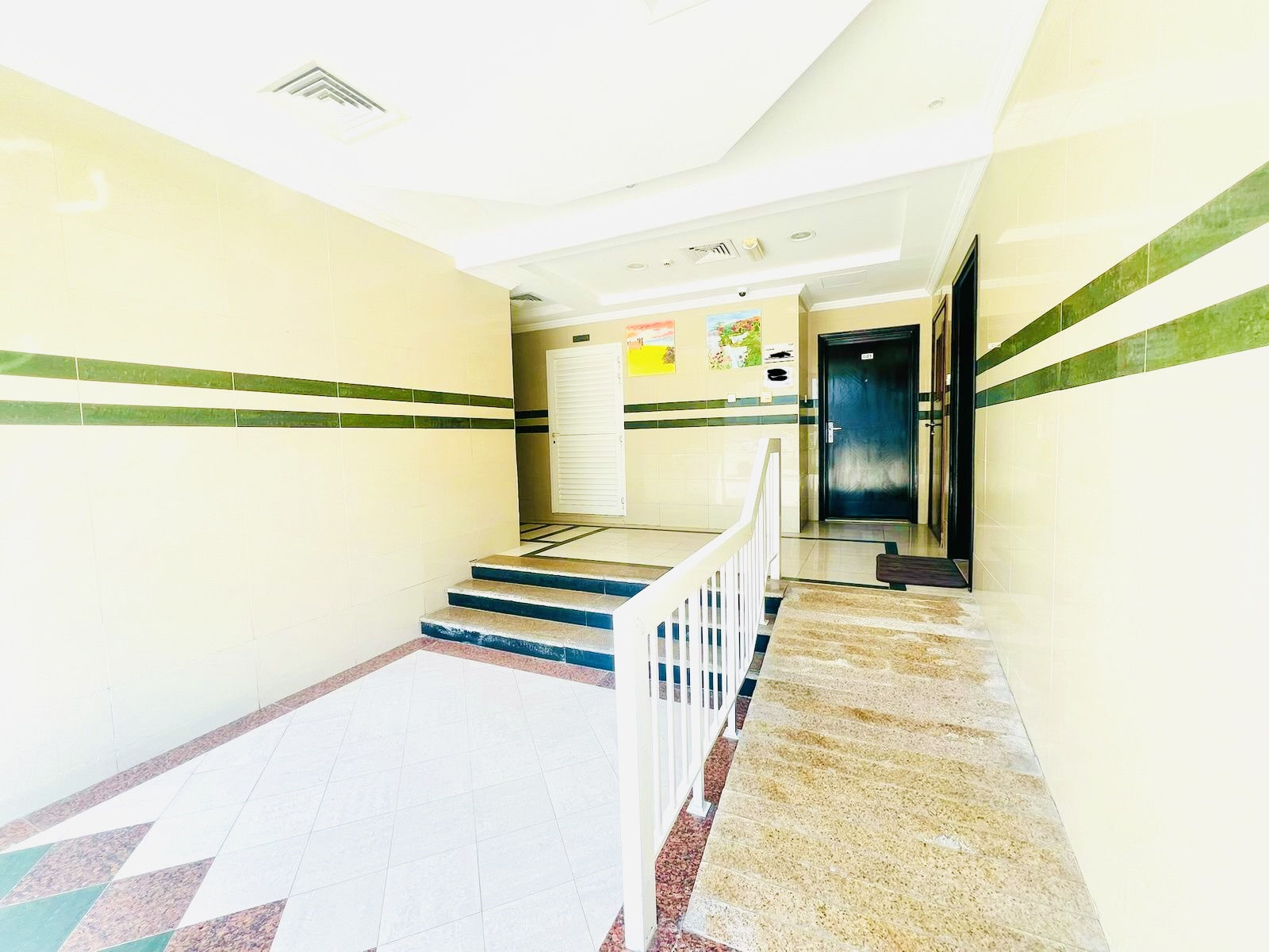 Luxury 1bhk full family building close to Maddina shopping centre Muwaileh Sharjah
