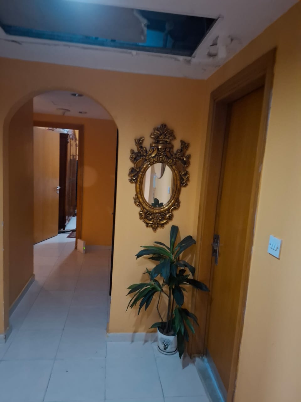 Three bedroom, living room In India tower