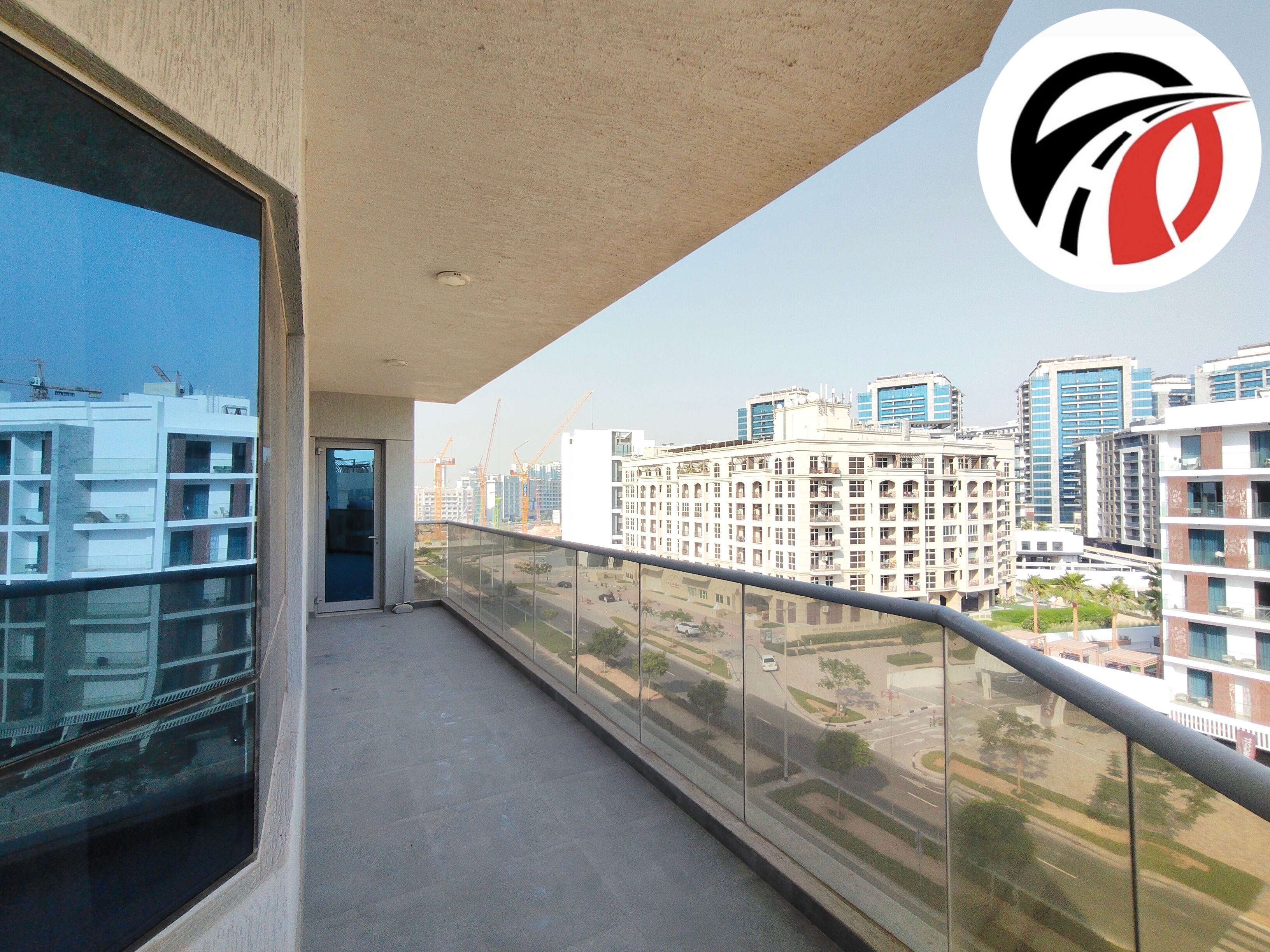 Spacious 2bhk with open kitchen/ prime location/ no construction/ arjan