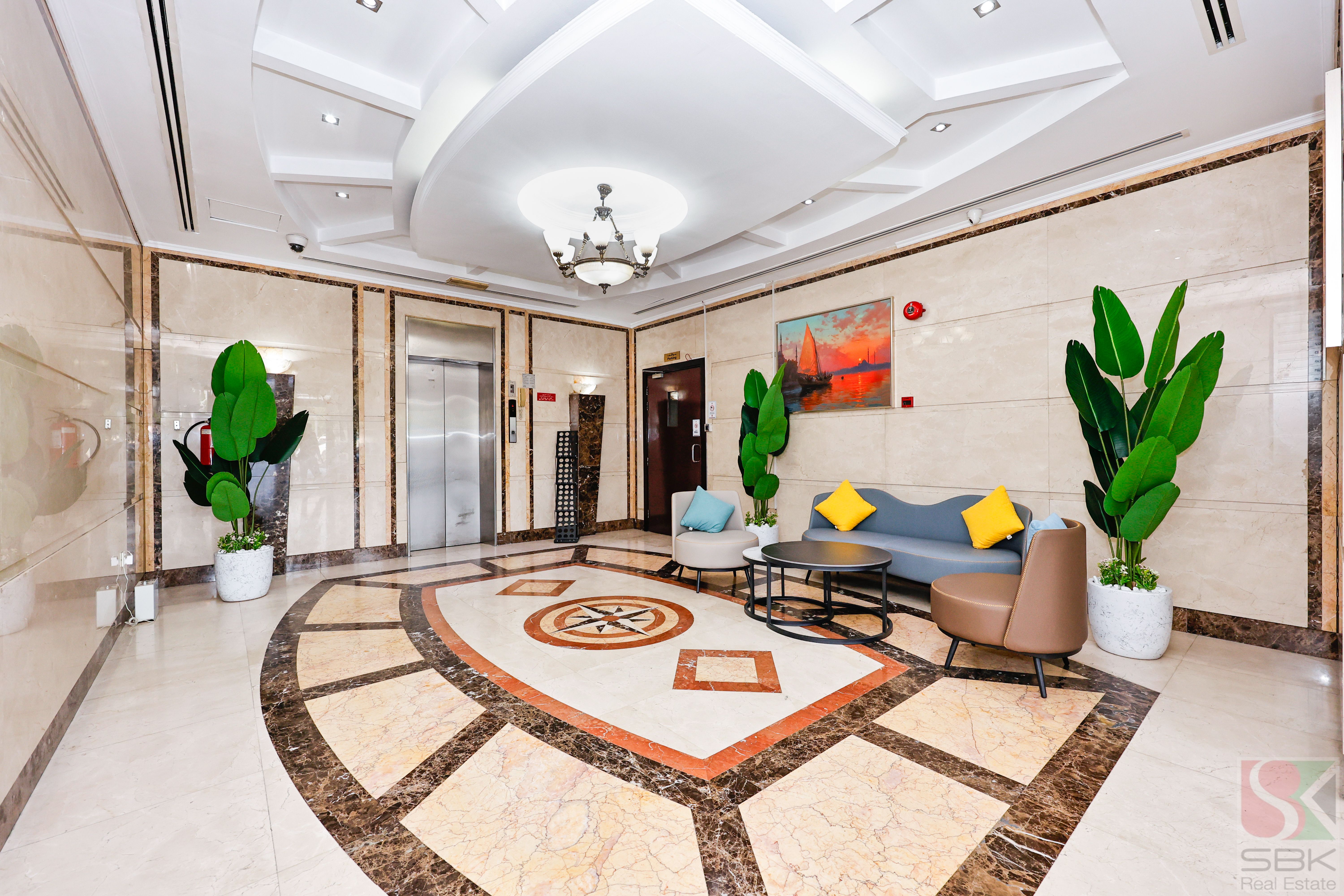 Office for rent | Bigger layout | Prime location