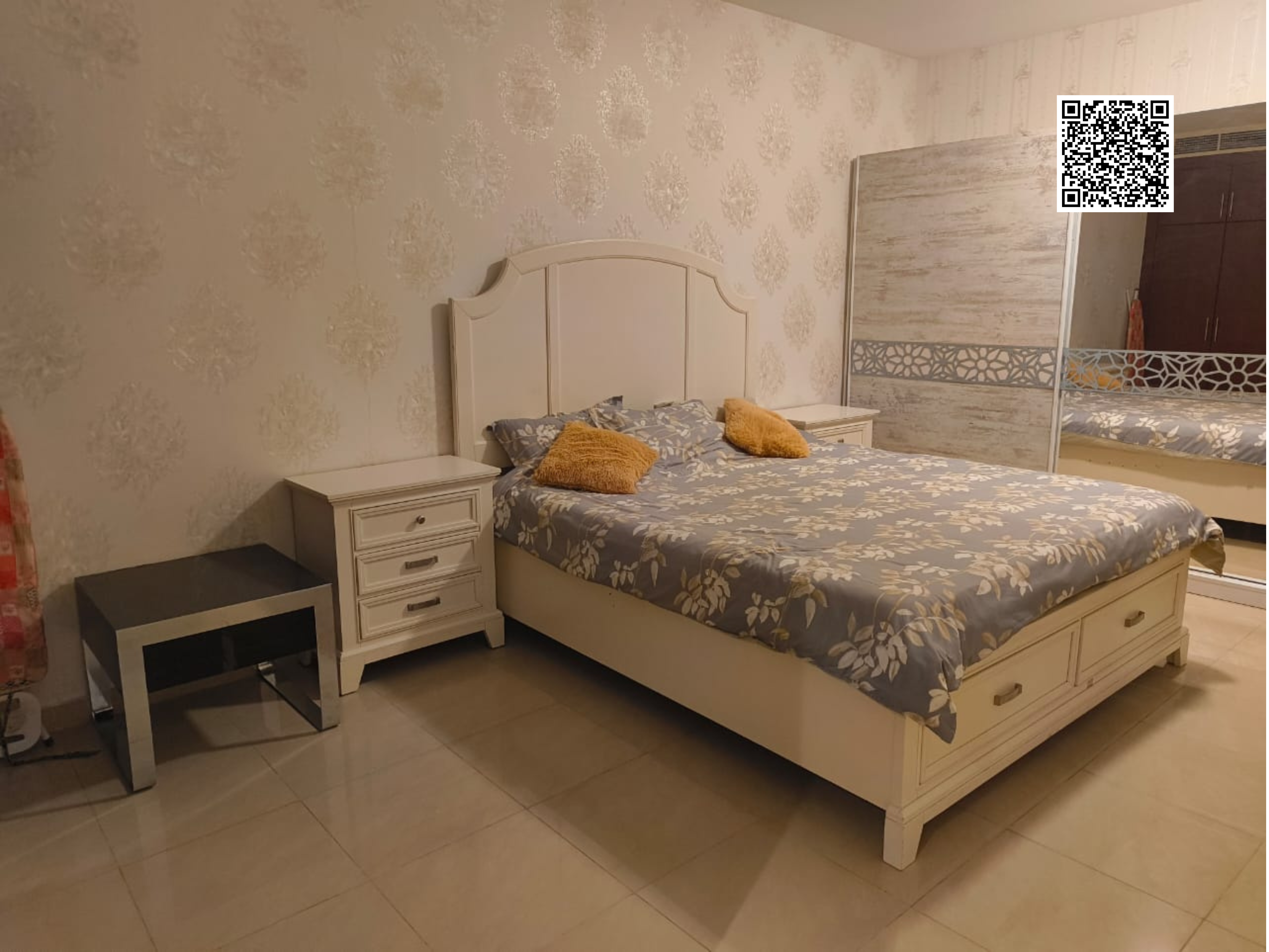 Spacious 2 BR in Conquer Tower: Near Galleria Mall
