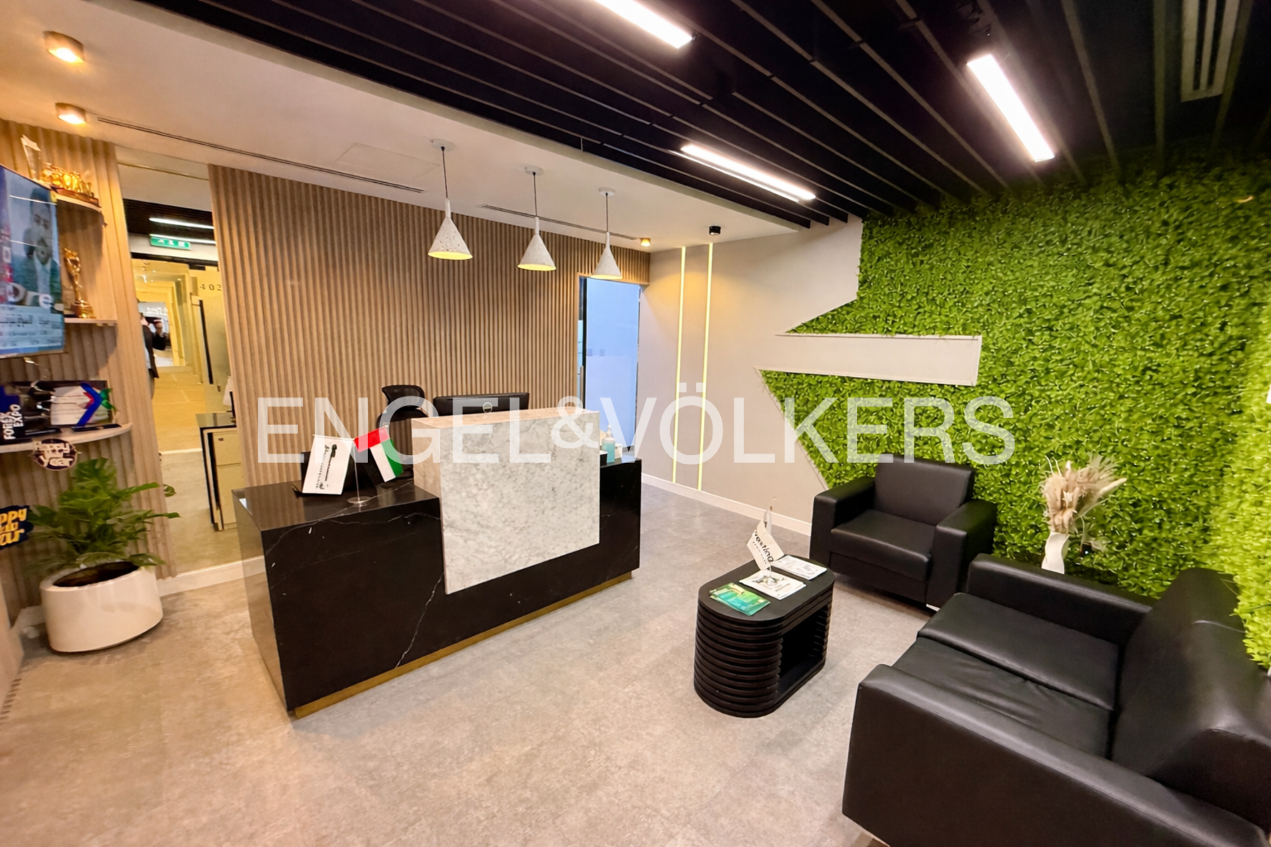 Best Price | Luxury Unit | Prime Location