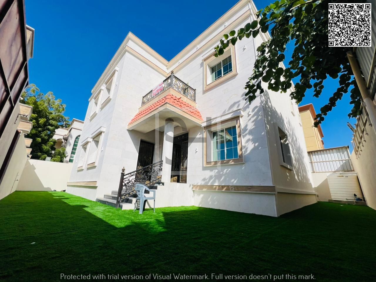 Villa for sale, including electricity, water, and air conditioning.