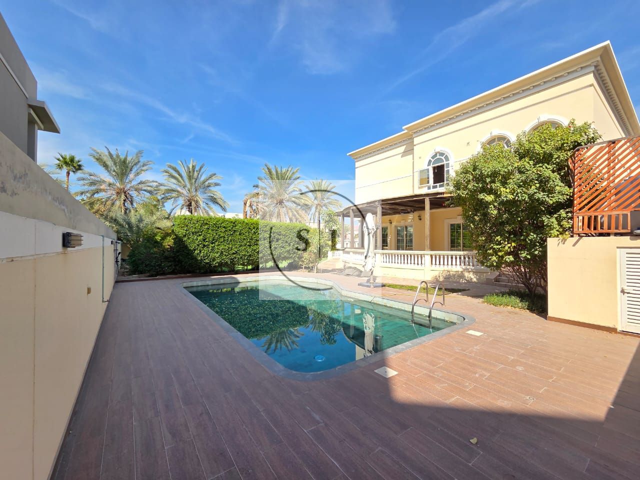 Spacious Villa | Move-in Ready | Huge Garden | Pool