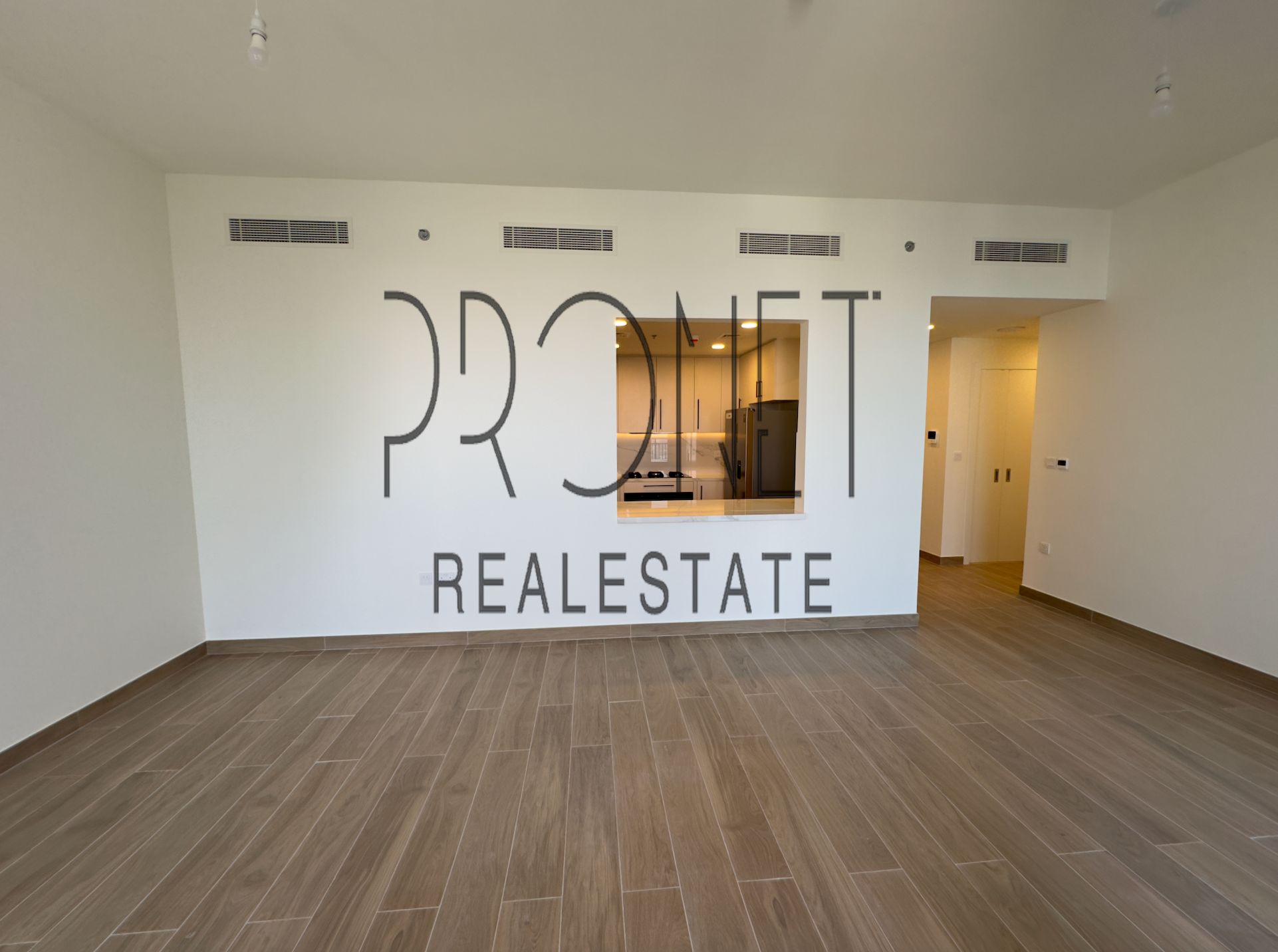 Open view | 2 Balconies | Spacious layout