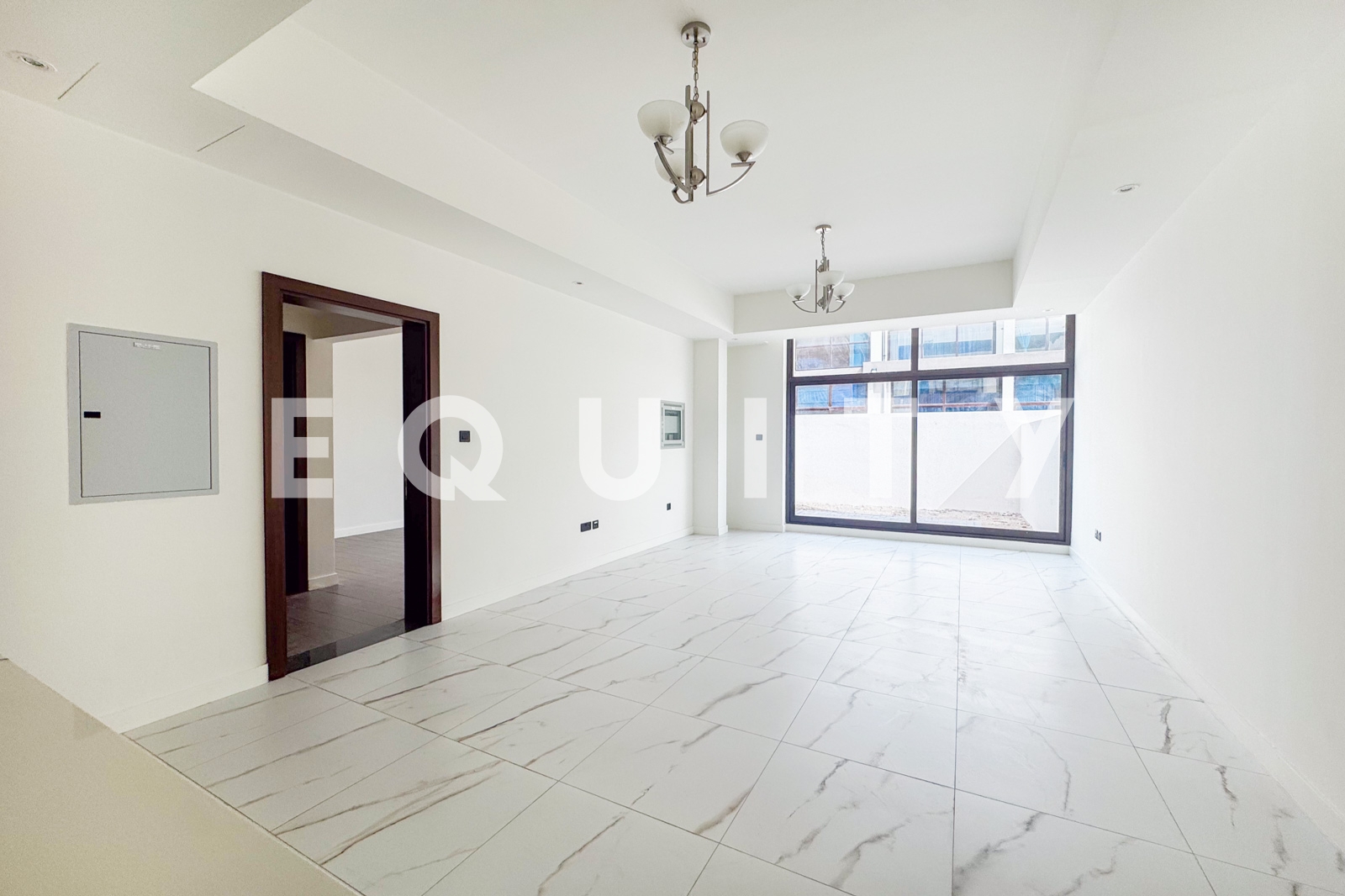 Available Now | Unfurnished | Keys in Hand