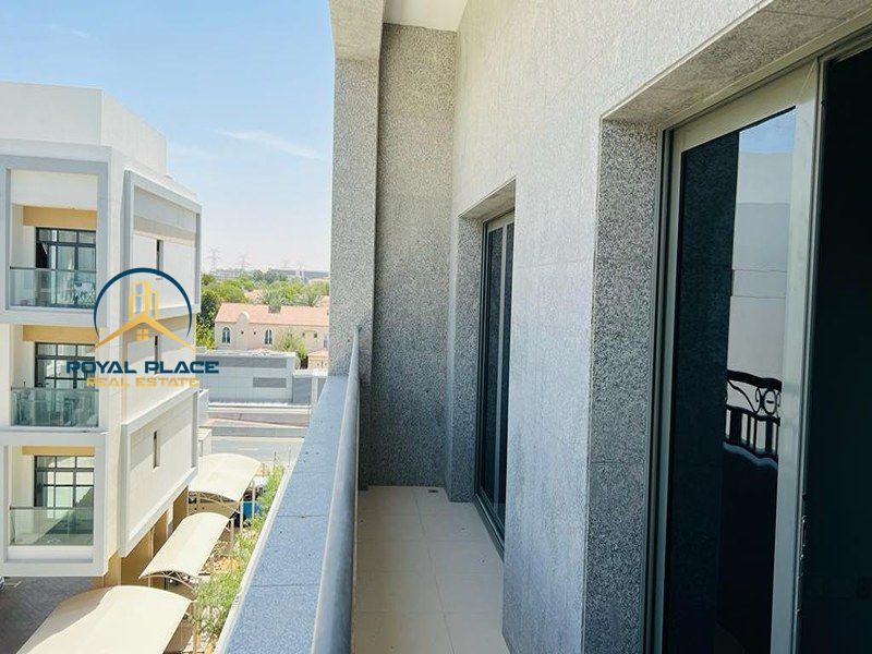 Spacious | Near Metro | Near NMC | Maintained