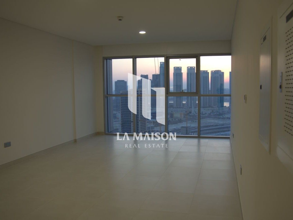 1BR with Balcony | Full Canal View | High Floor