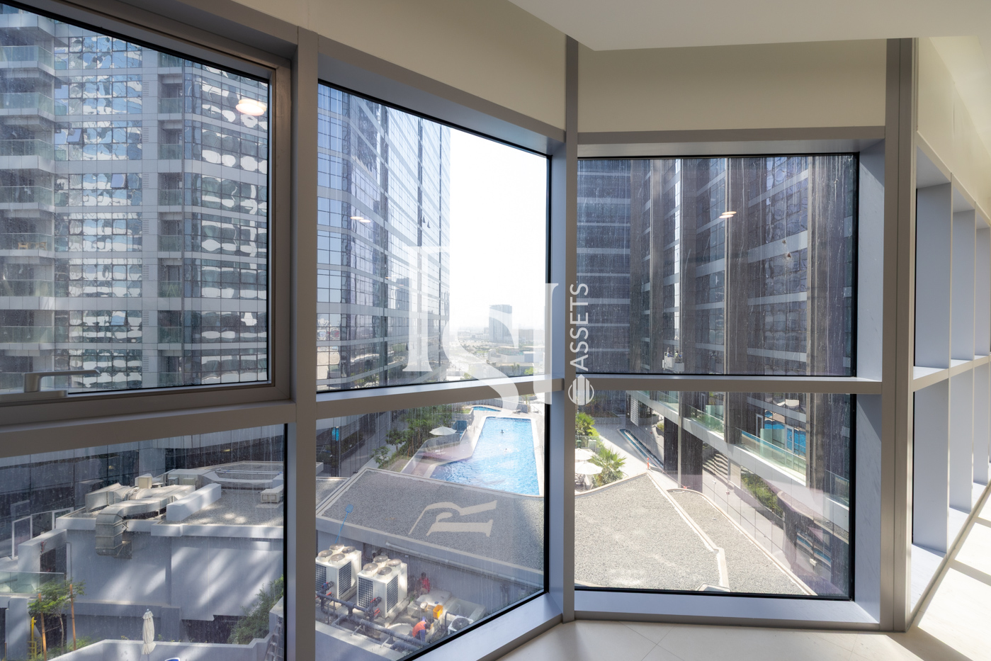 Corner Unit | Maids Room | Ready to Move