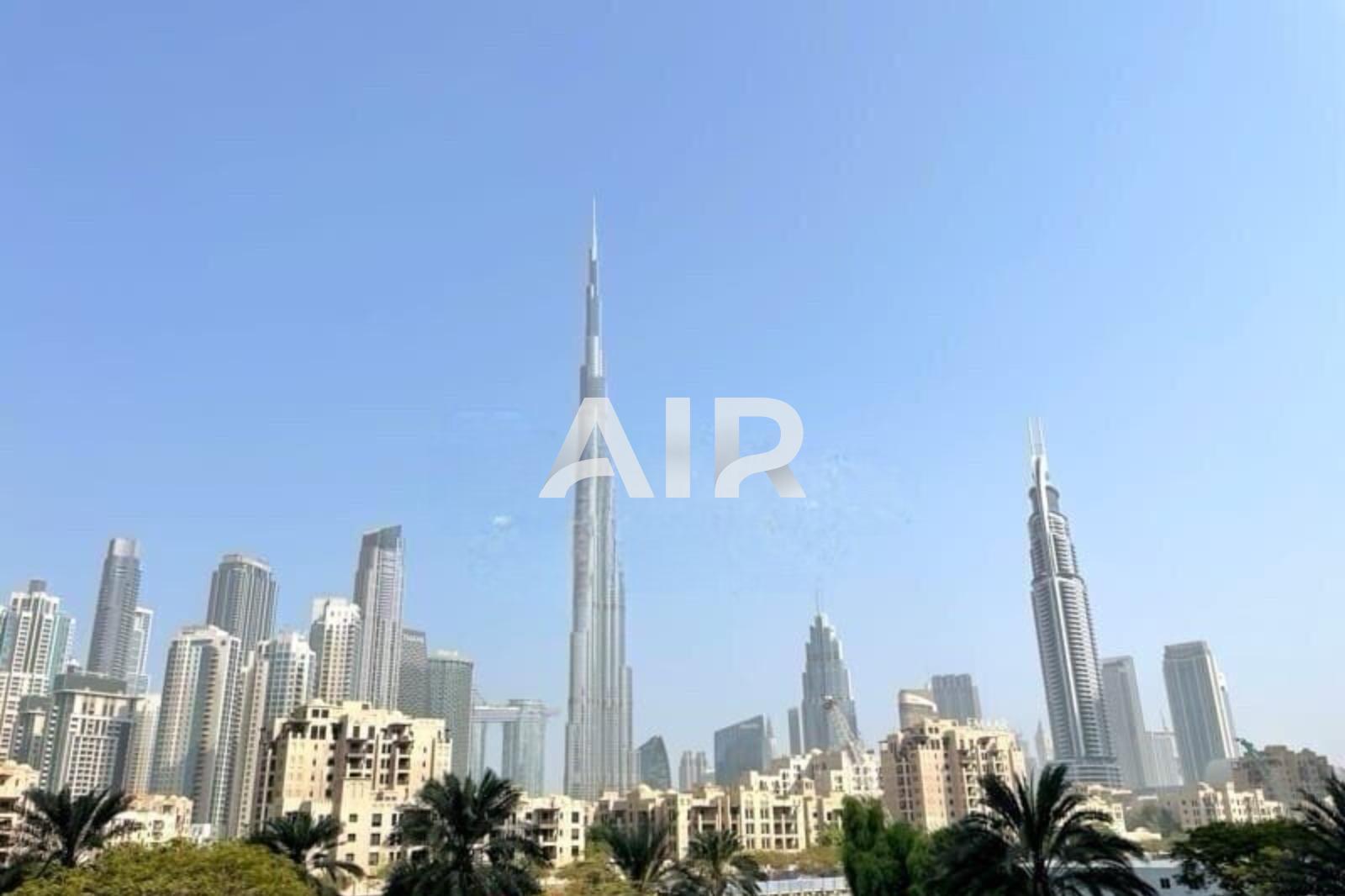 Burj Khalifa View | Villa on the Park