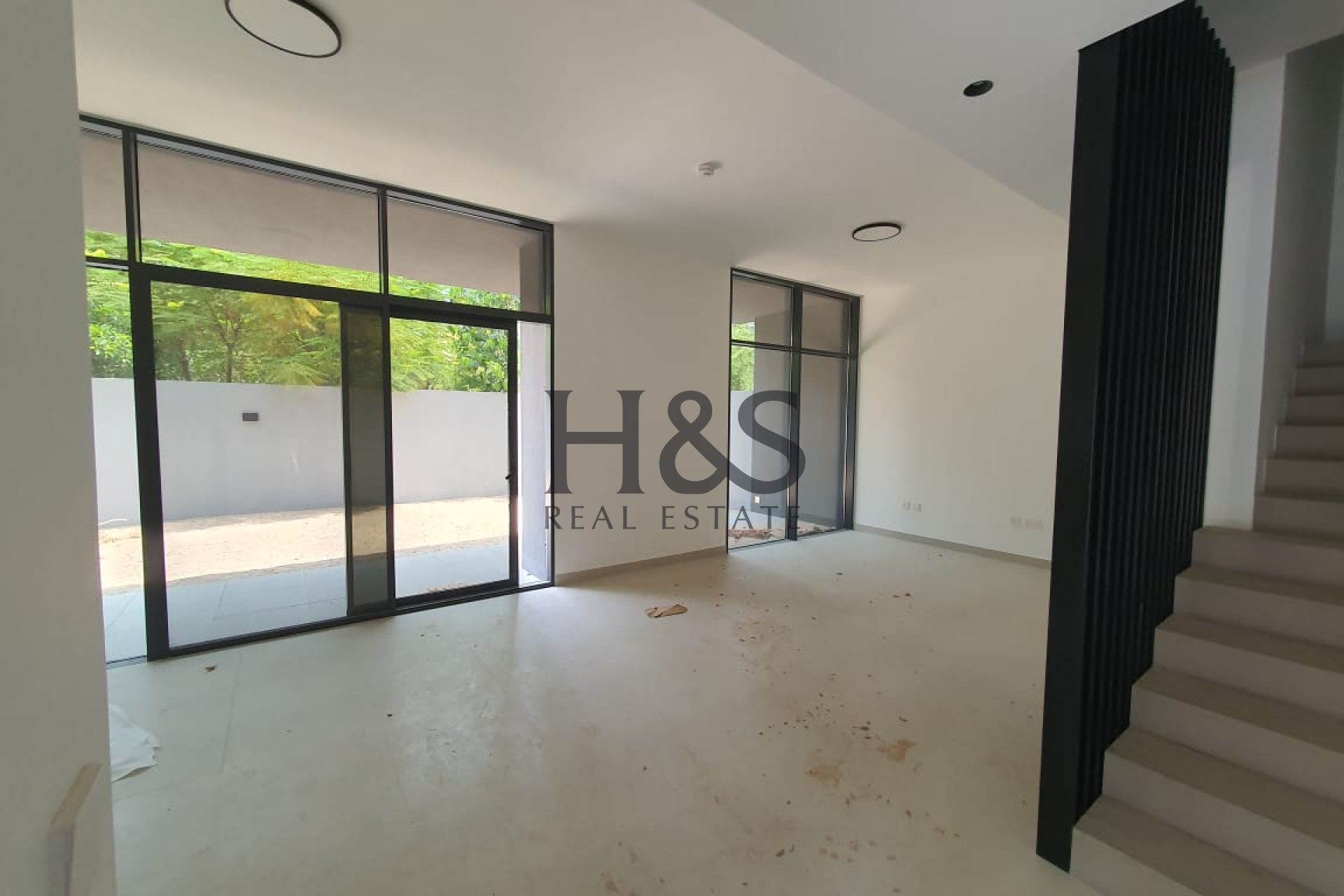 Spacious 4BR Corner Townhouse | High-End Finishes