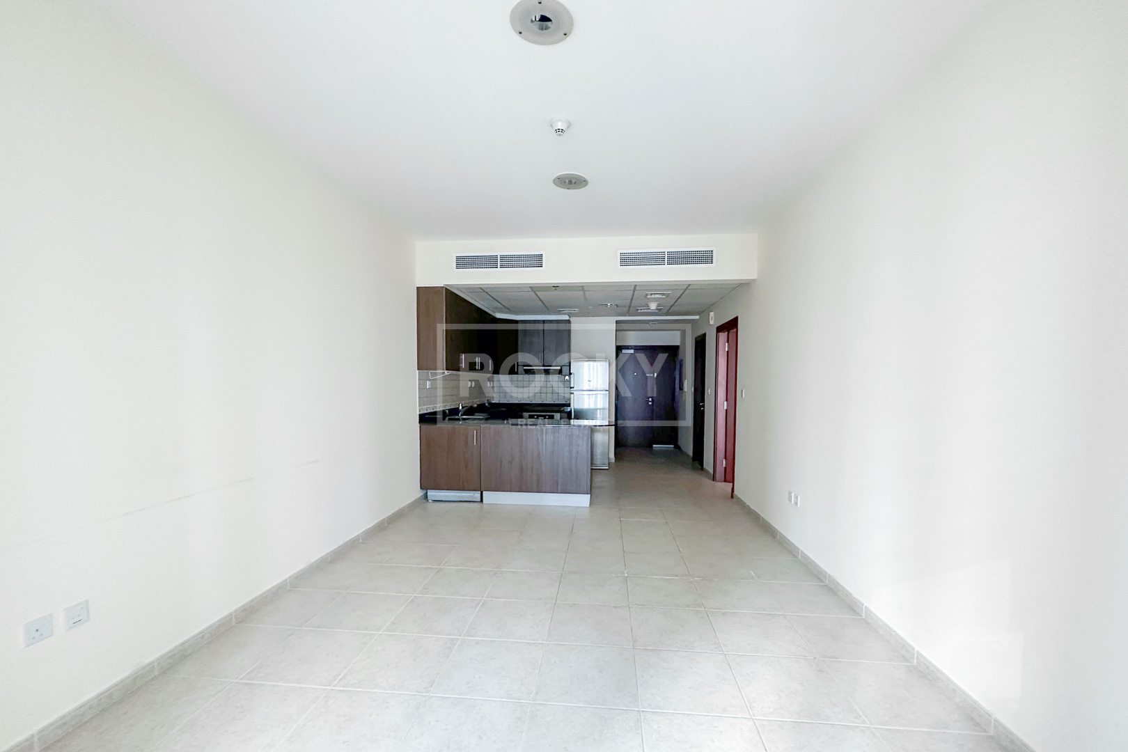 Vacant | Spacious Unit | No Agents Please