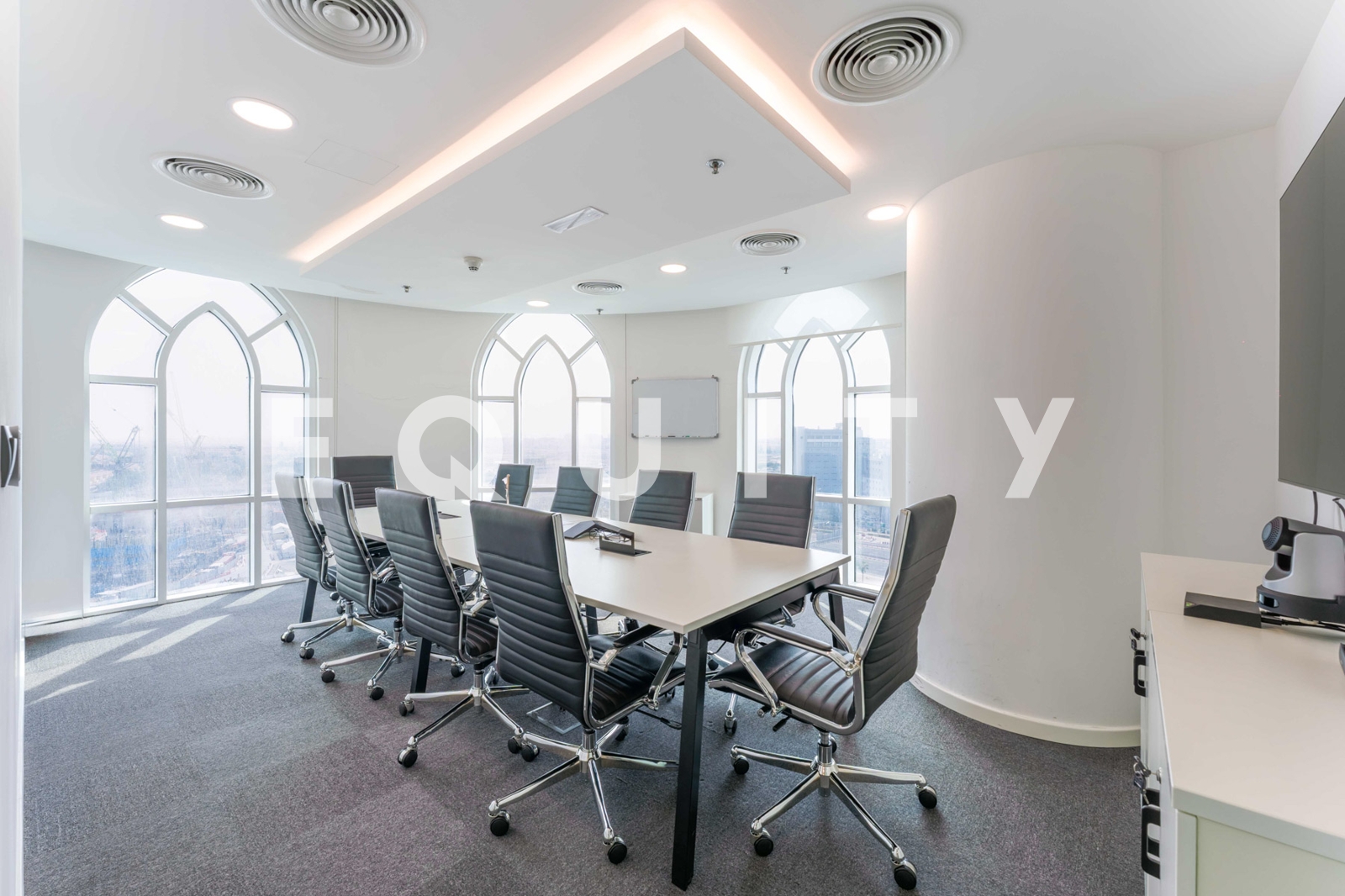 Vacant Soon | 2 Title Deeds | Fitted Office