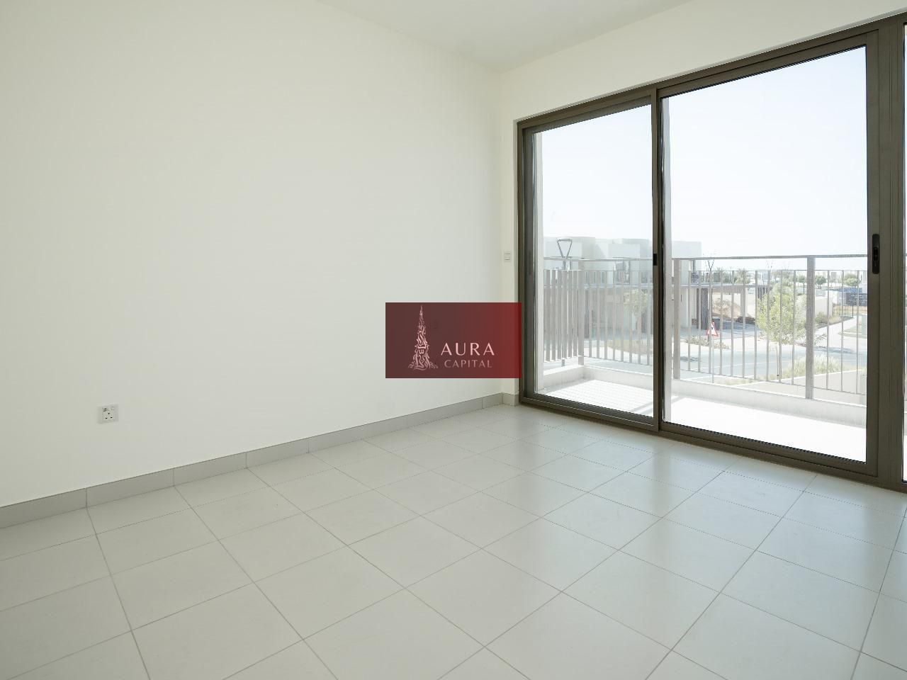 Spacious 4BR | Brand New | Next to Park