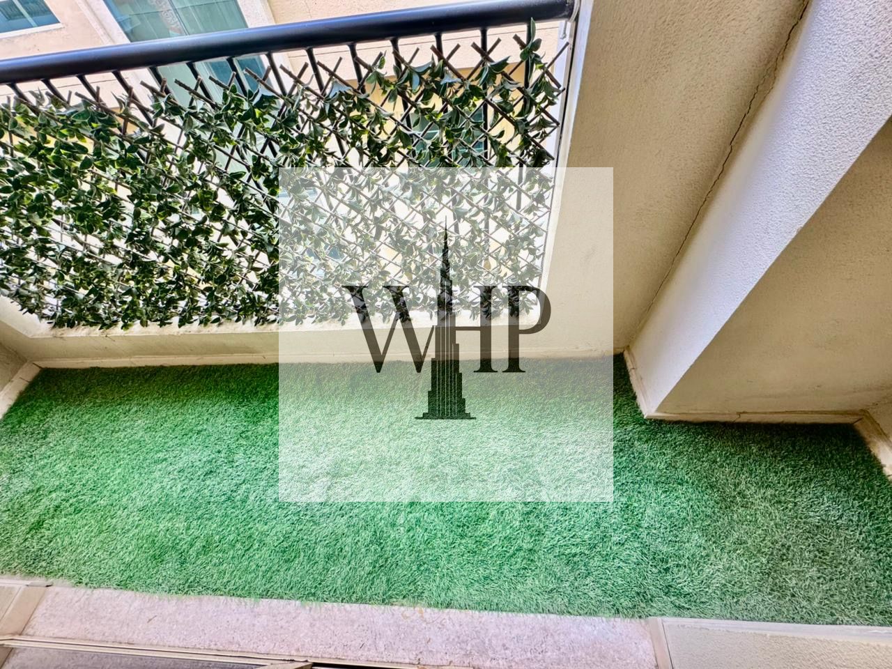 One Month free Offer! Spacious Apartment with balcony,parking,close to park