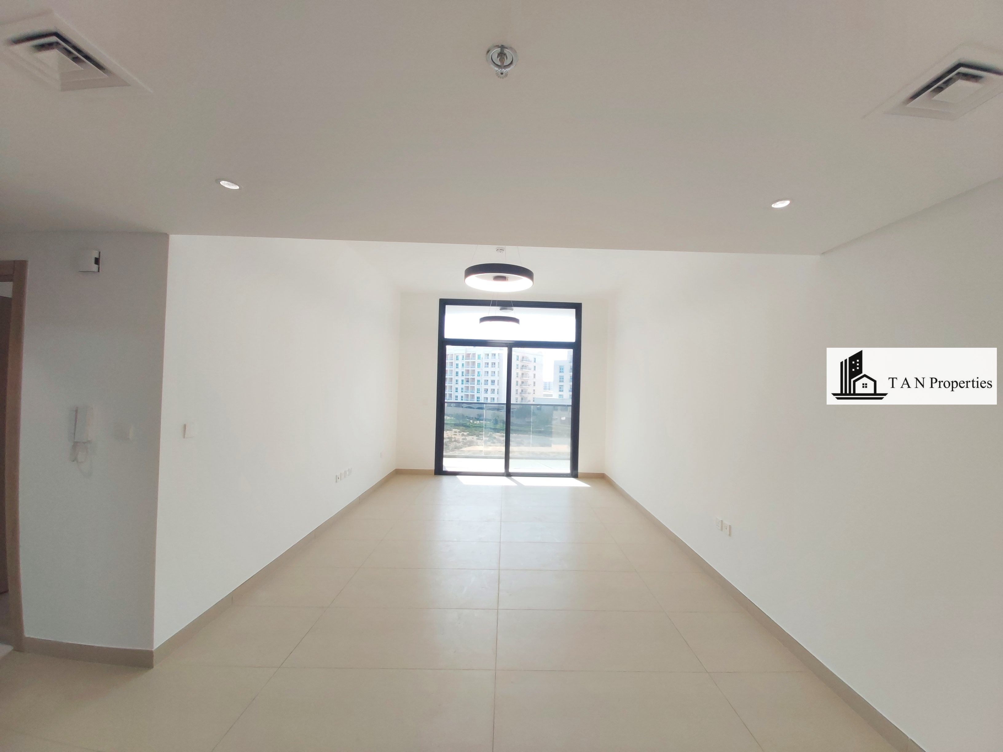 BRAND NEW | MODREN DESIGN | SPACIOUS LAYOUT