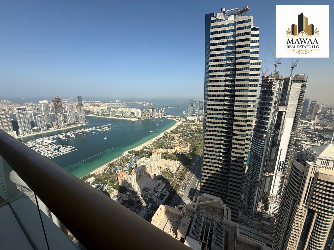 Fully-Upgraded-4BHK+Maid-Sea-Palm-View-Furnished