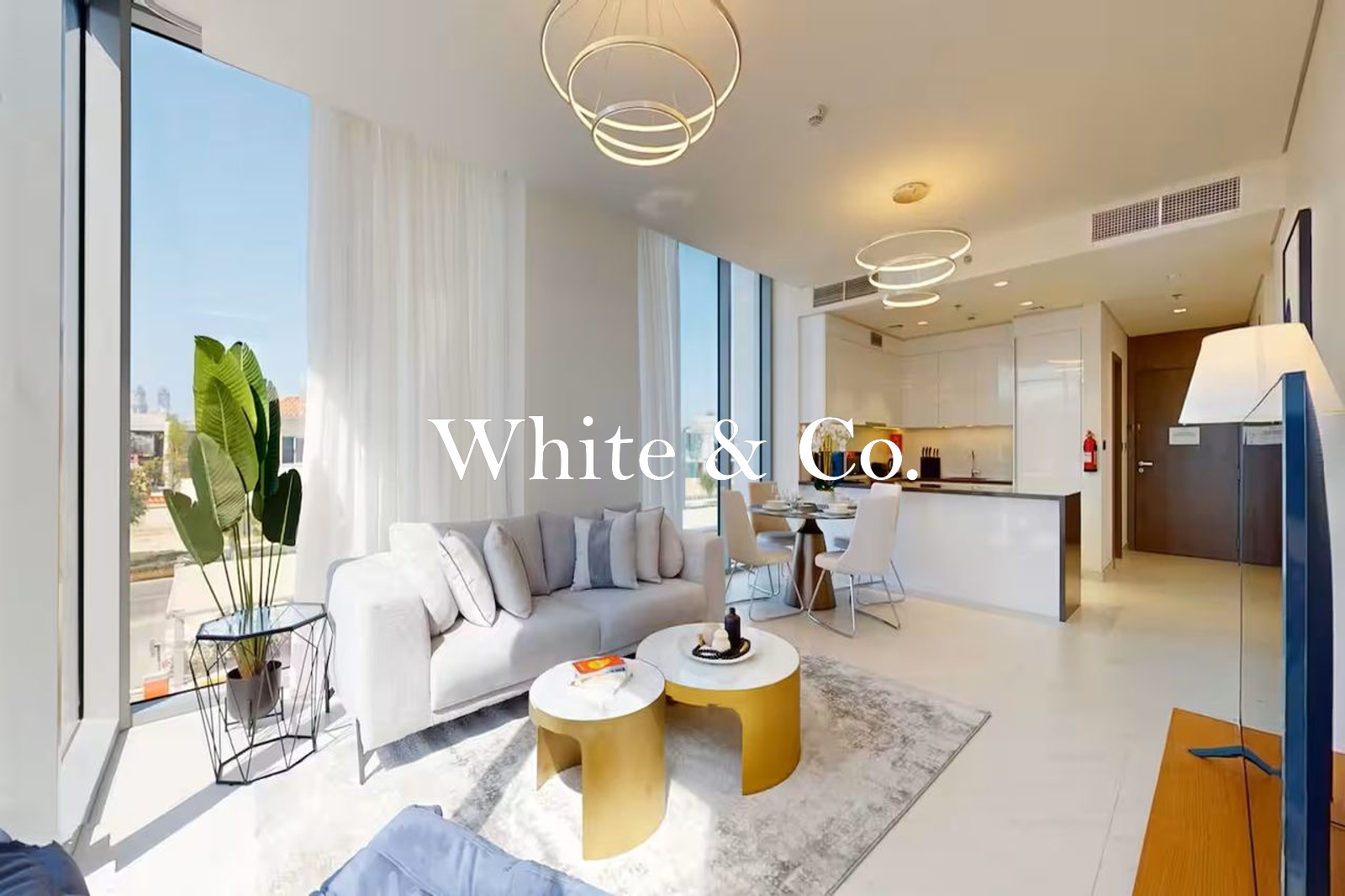 Fully Furnished | Modern | Rare Layout