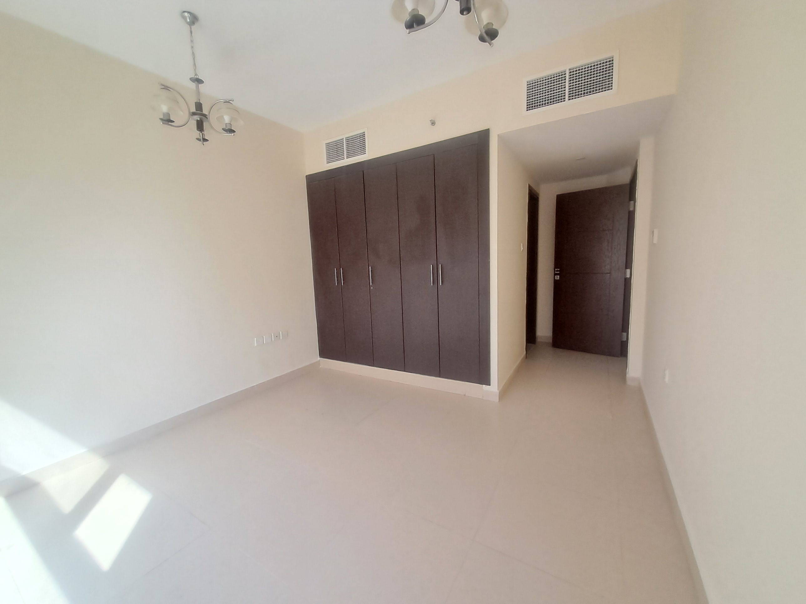 one month free 12cheque payment 2bhk apartment just in 52k ready to move