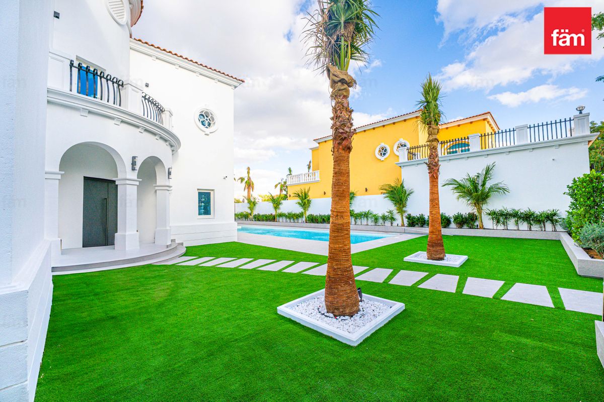 Fully Upgraded, Lakefront, Rent Options Available