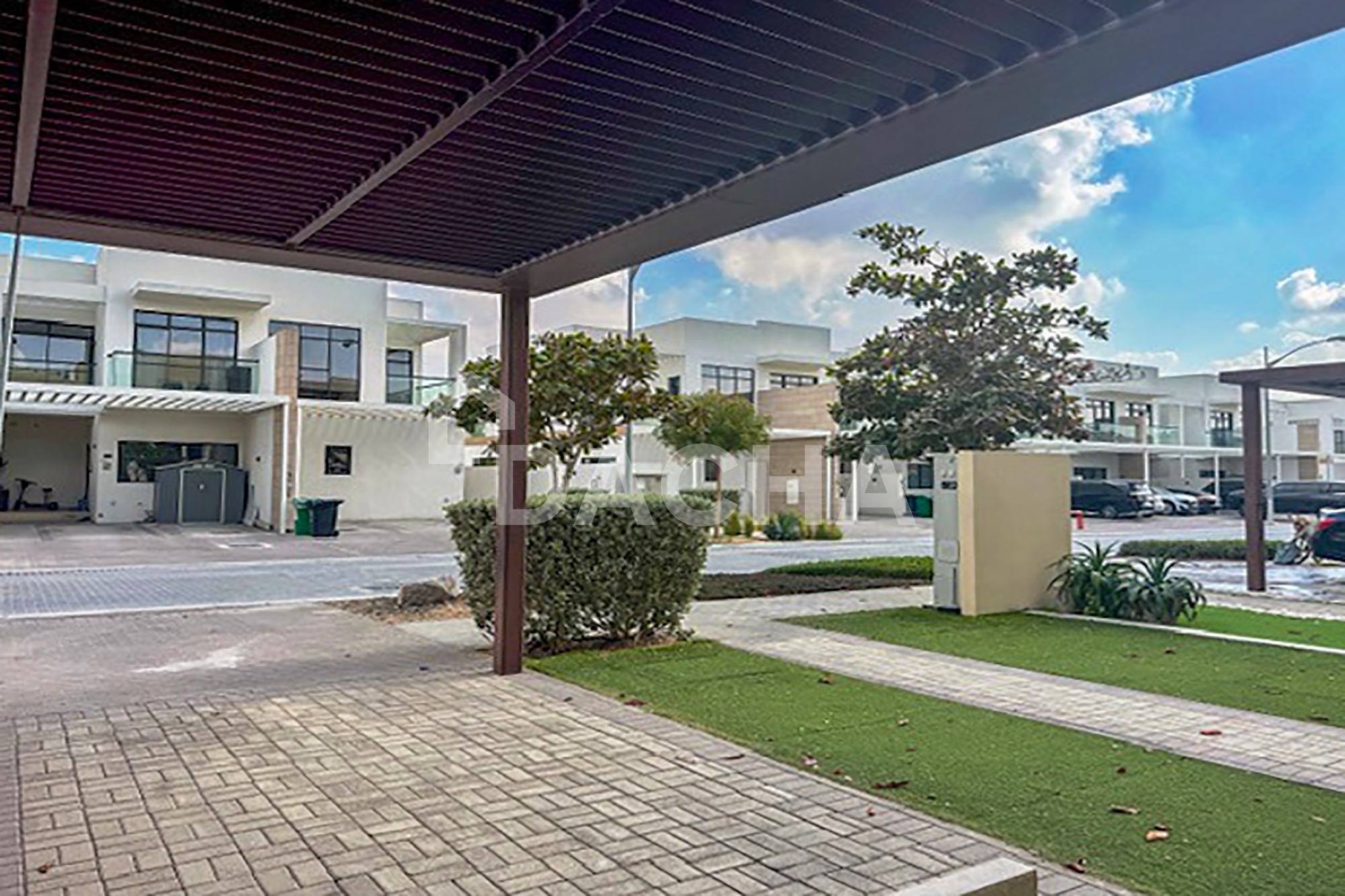 Exclusive Vacant 3Bed | Maids | Prime Location
