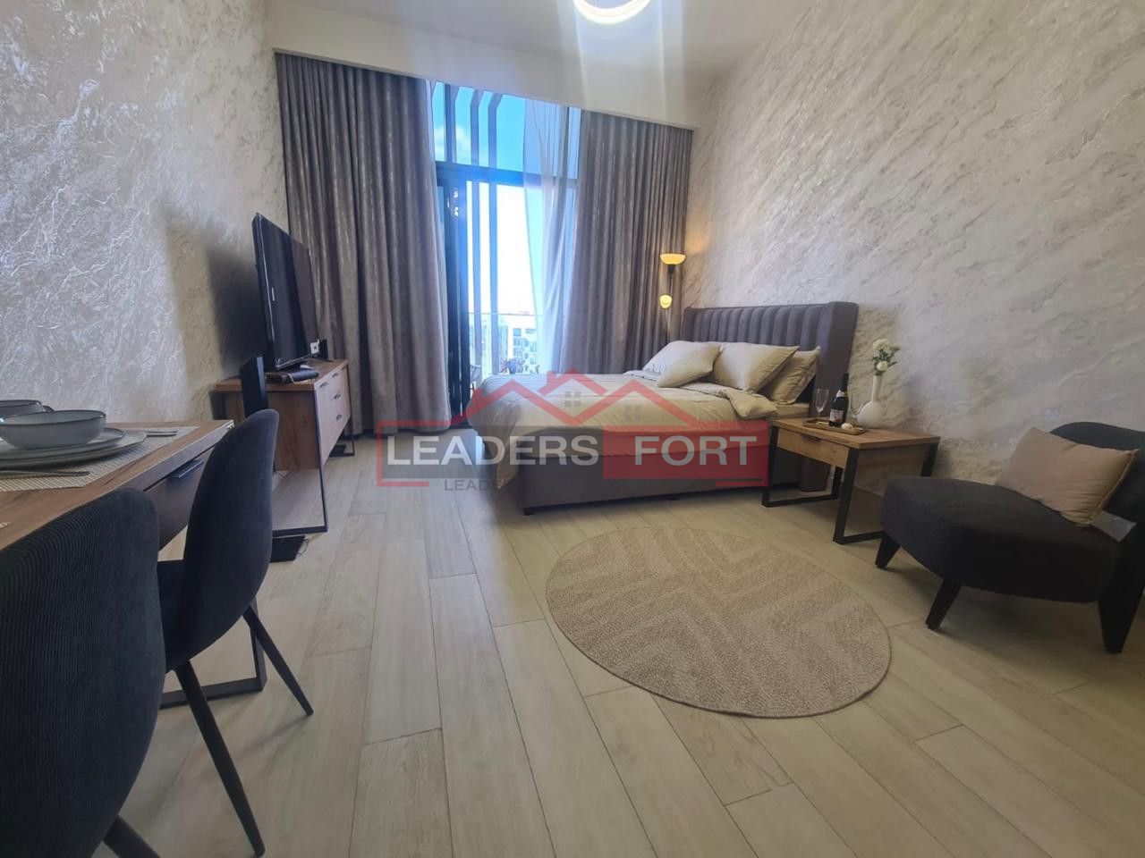 Fully Furnished | 12 cheques | spacious