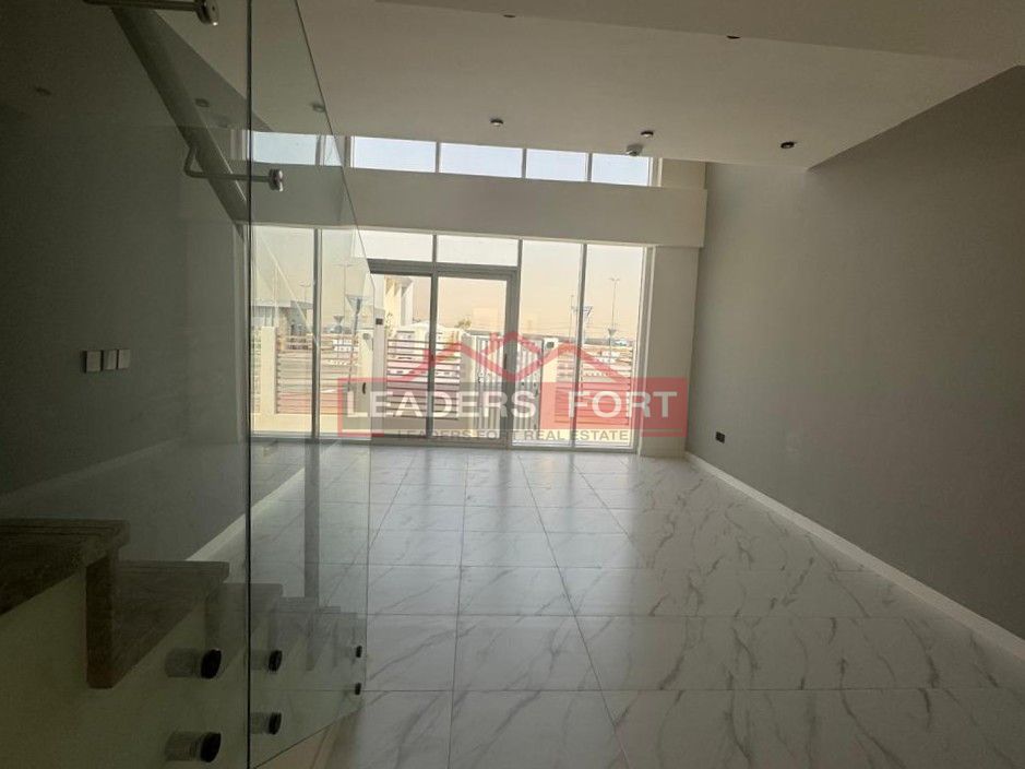 Spacious | Single Row | Well Maintained Villa