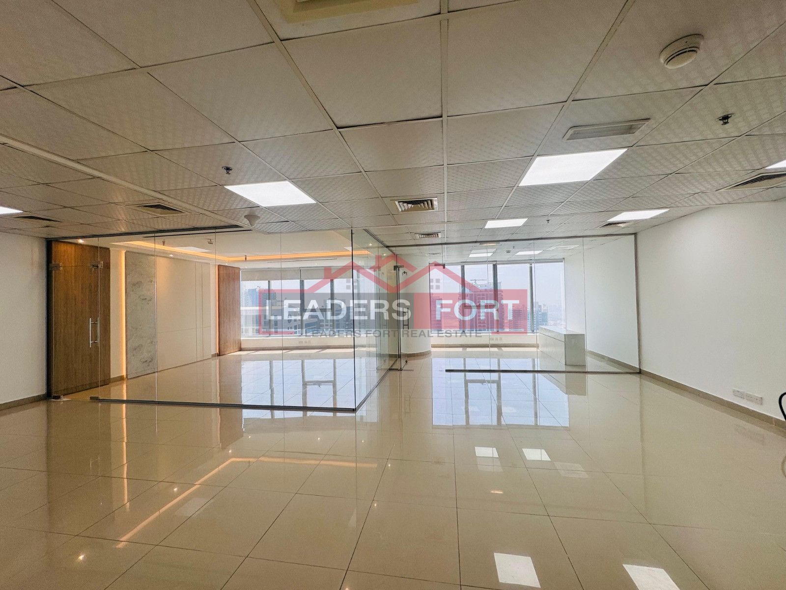 Office | 1152 sqft | Vacant |Fully Furnished | 5min walking to metro