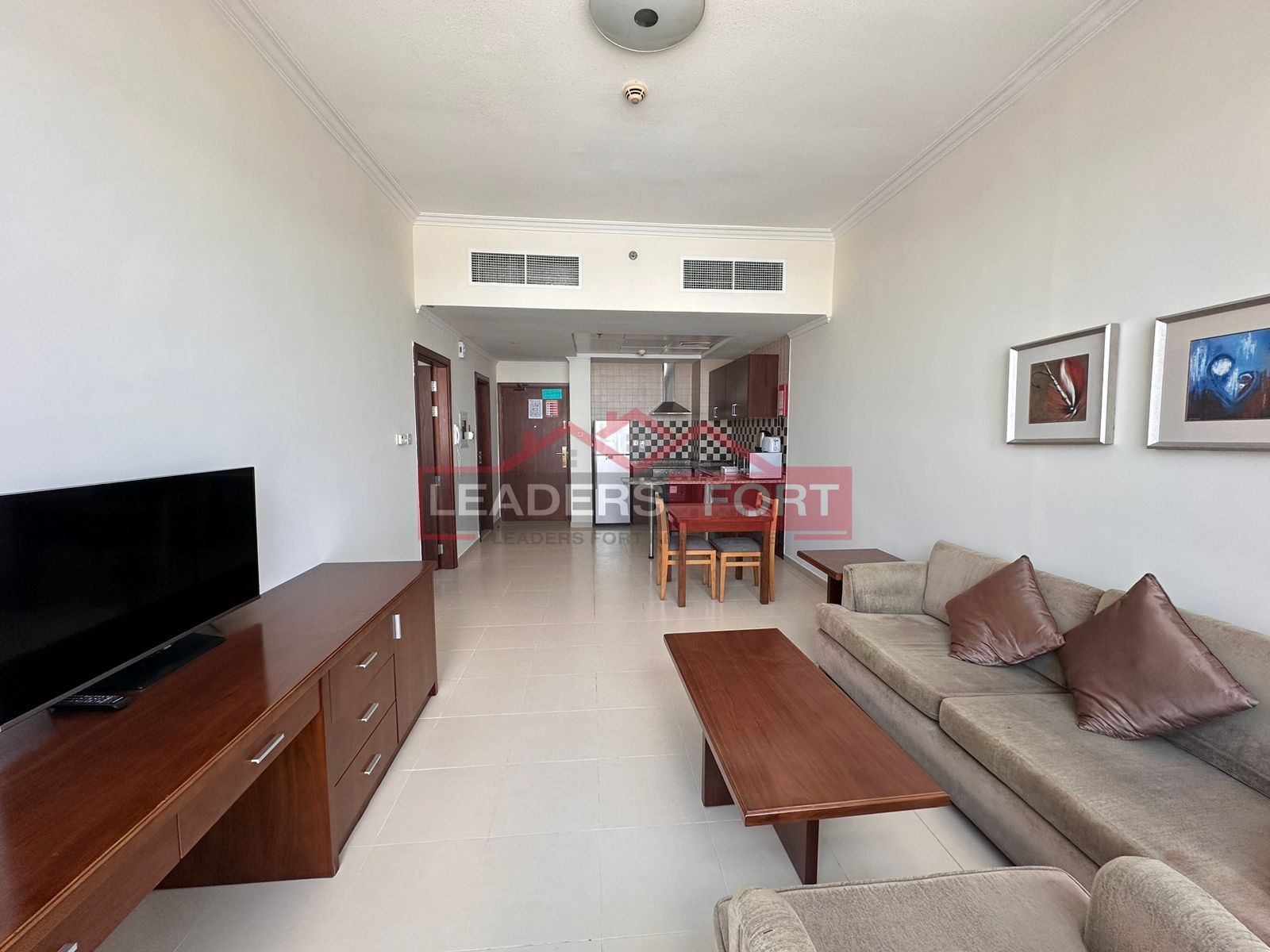 Comfortable 1BR Apartment | Near Metro |