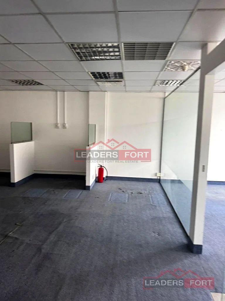 Office | 2862 sqft | Close to metro station | CHILLER FREE | vacant | Fitted