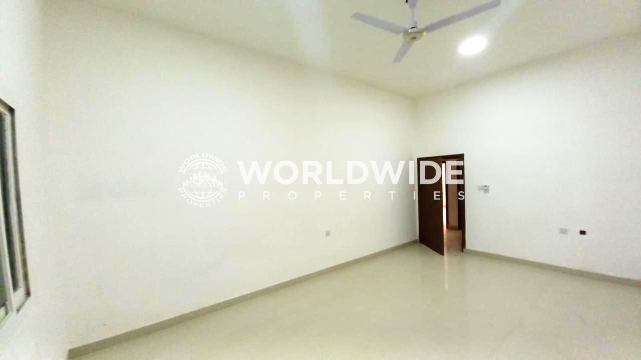10 Staff Rooms for Rent | AED 3,000 per Room | All Bills Included | Prime Industrial Location