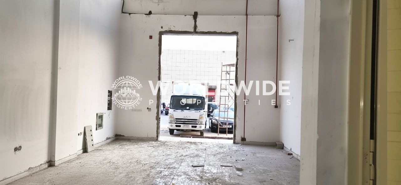 Brand New Main Road Facing Showroom for Rent AED 85K | Al Jurf 1, Ajman