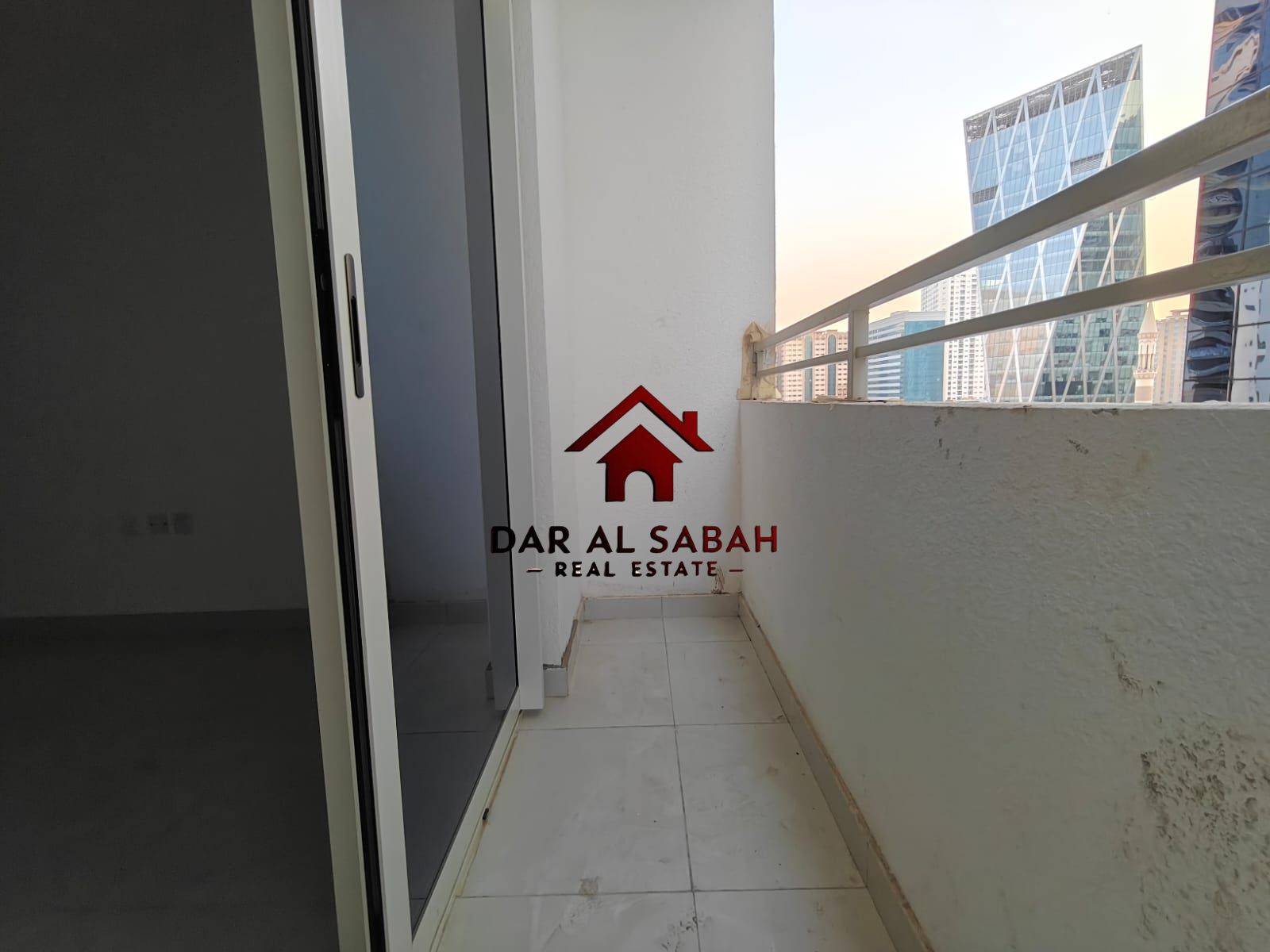 New Building•1bhk with balcony•6cheques payment•1Month free•Near mamzar park in 37k