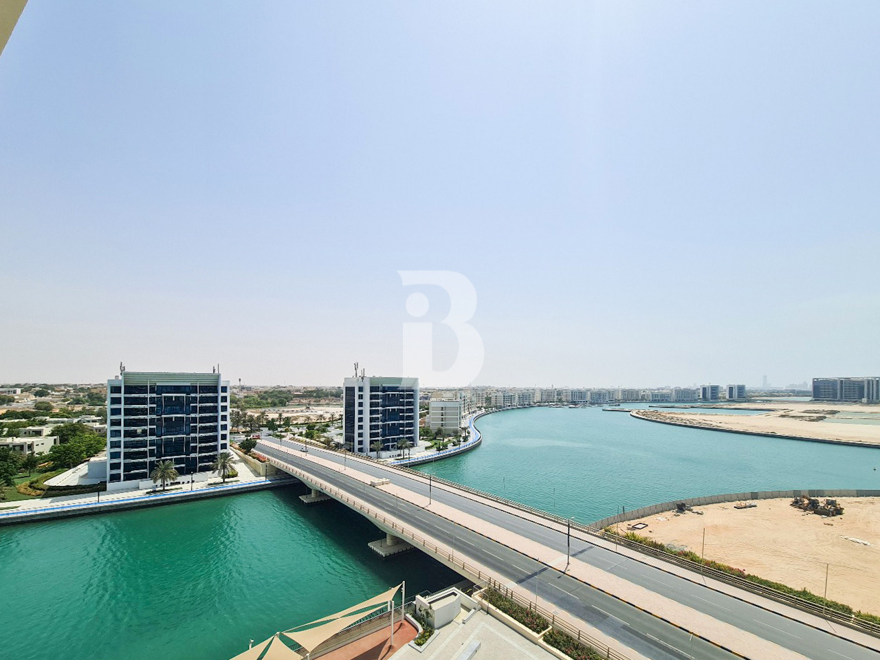 Spacious 1 BR With Seaview | High Floor | Hot Deal