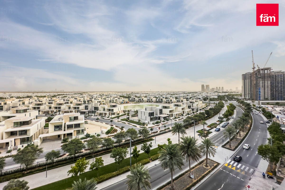 On The Park | Modern Amenties | Great Deal
