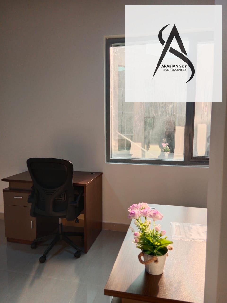 Fully Serviced Desk Space with Ejari | S...