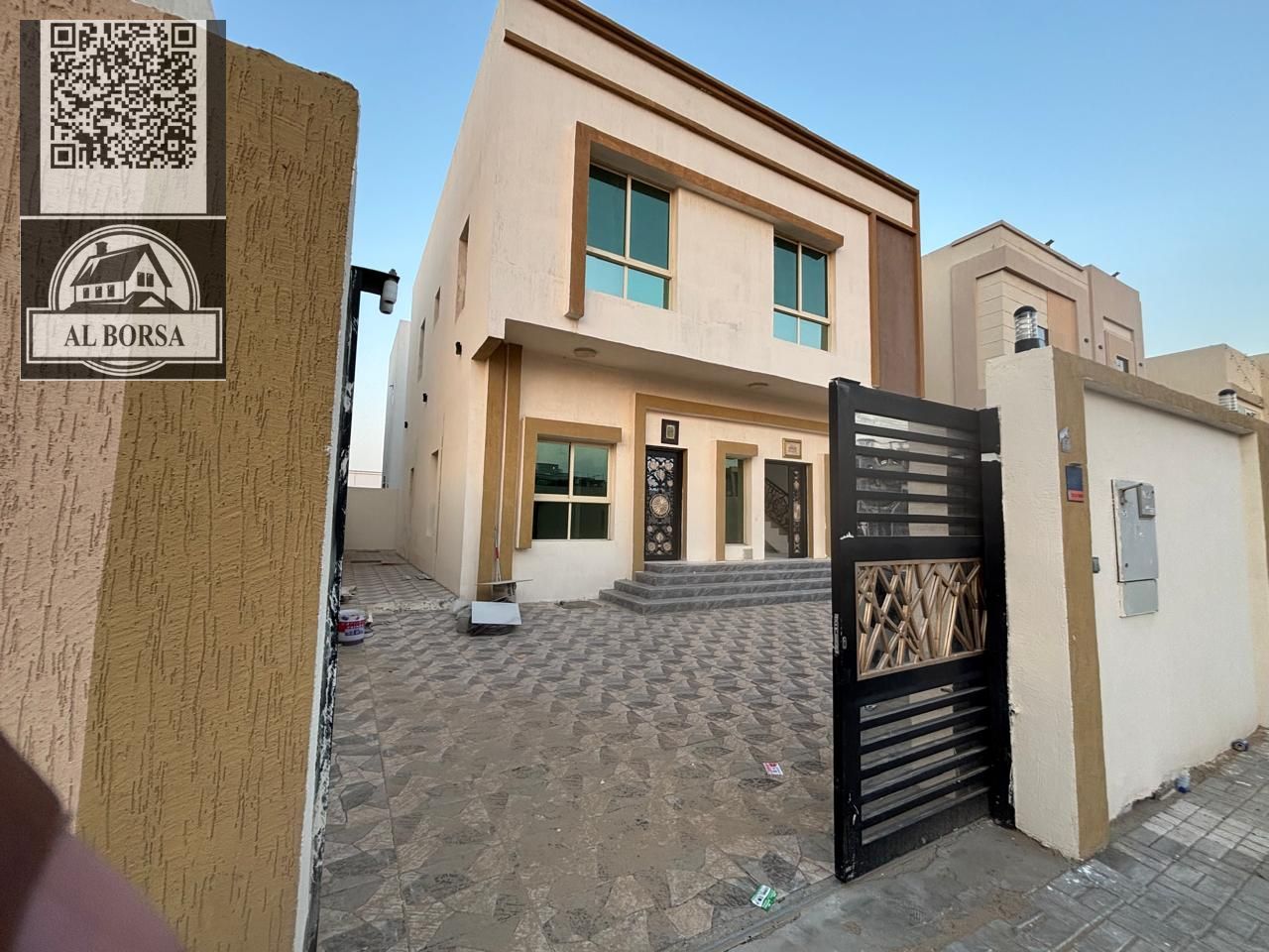 Villa for rent in Al Zahia | 5 master bedrooms | Living room and majlis | Large yard | AED 80,000 - installments