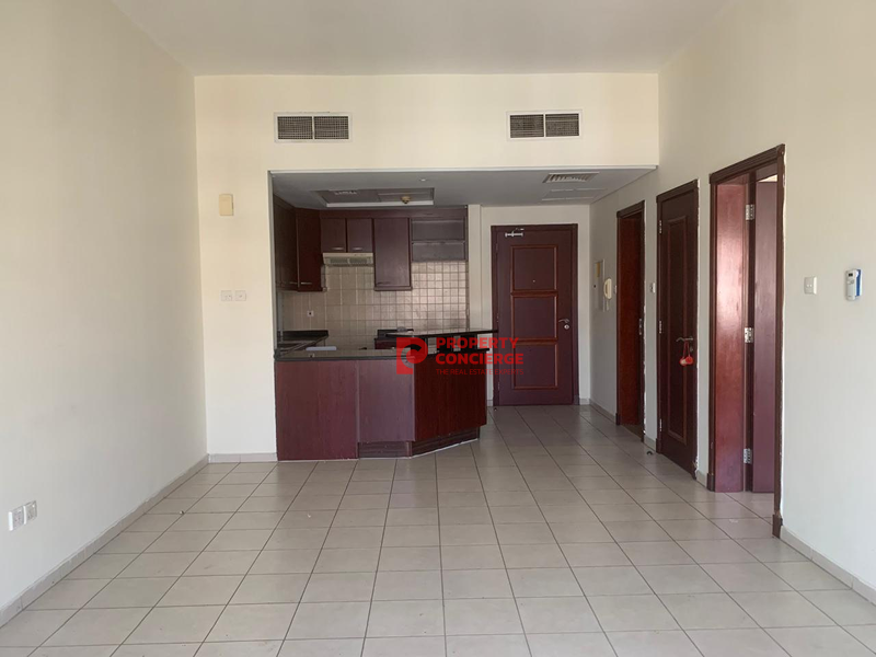 Spacious 1BHK | 2 Bath + Store | Near To Metro