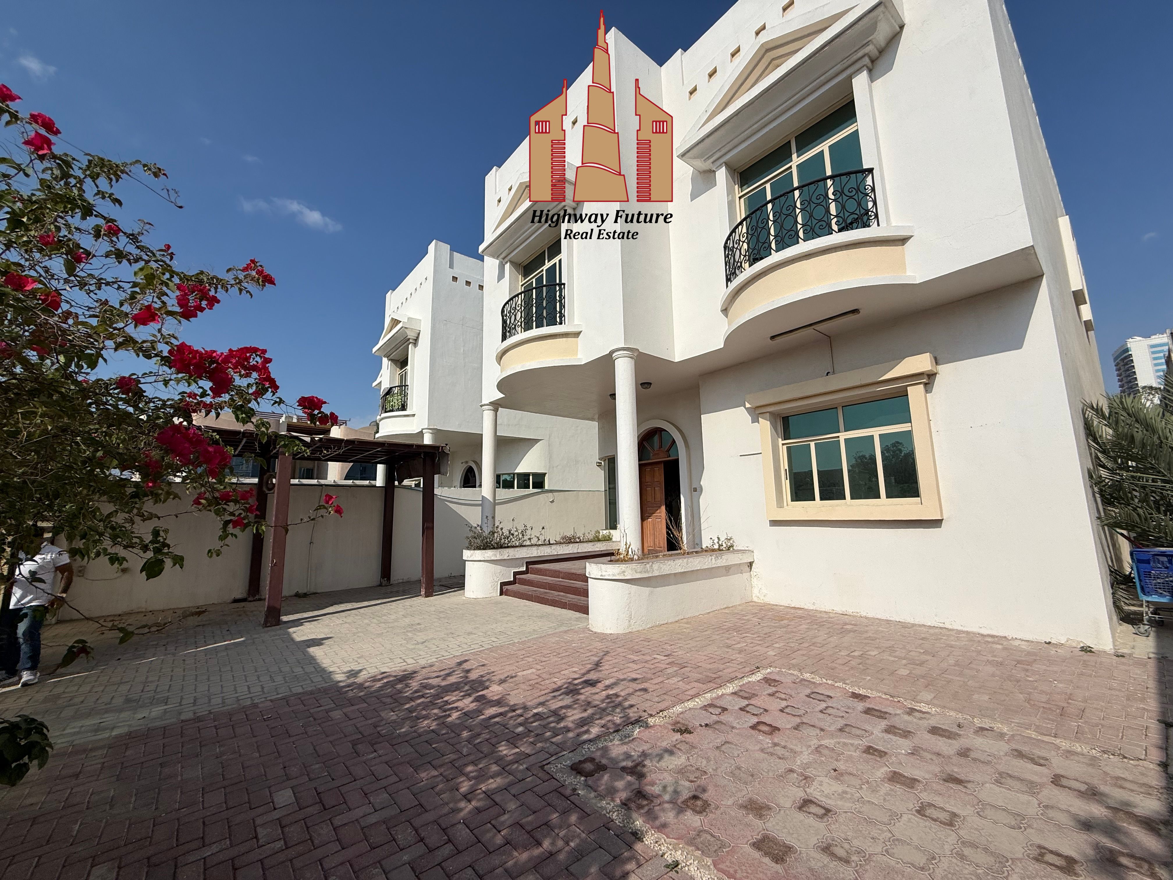 Front of Heera Beach luxury 4-BR With Maidsroom room rent only 105k